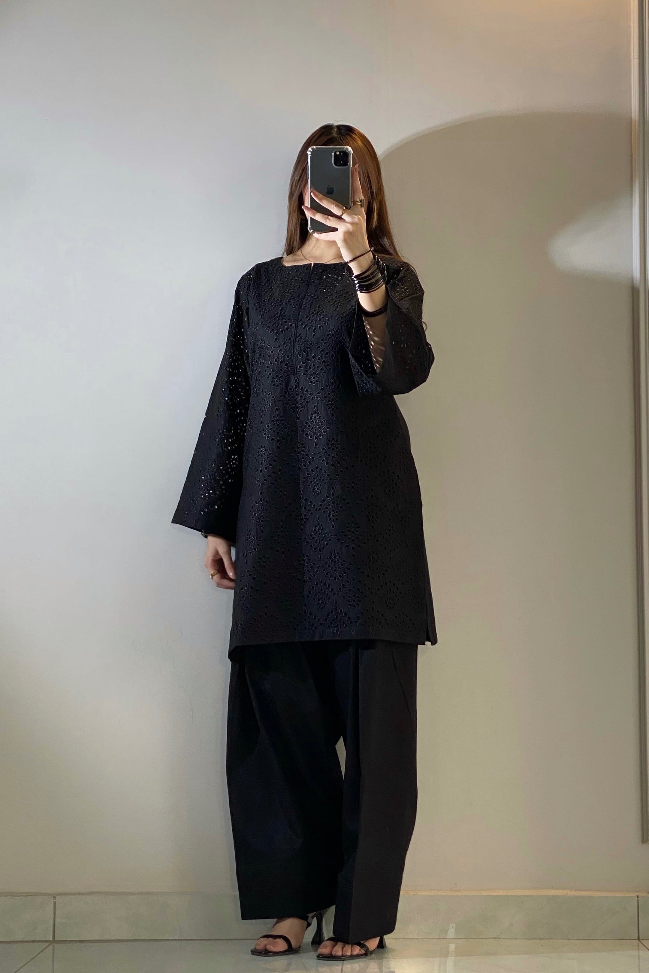 Ayesha.B 2pcs black (Chikankarri)