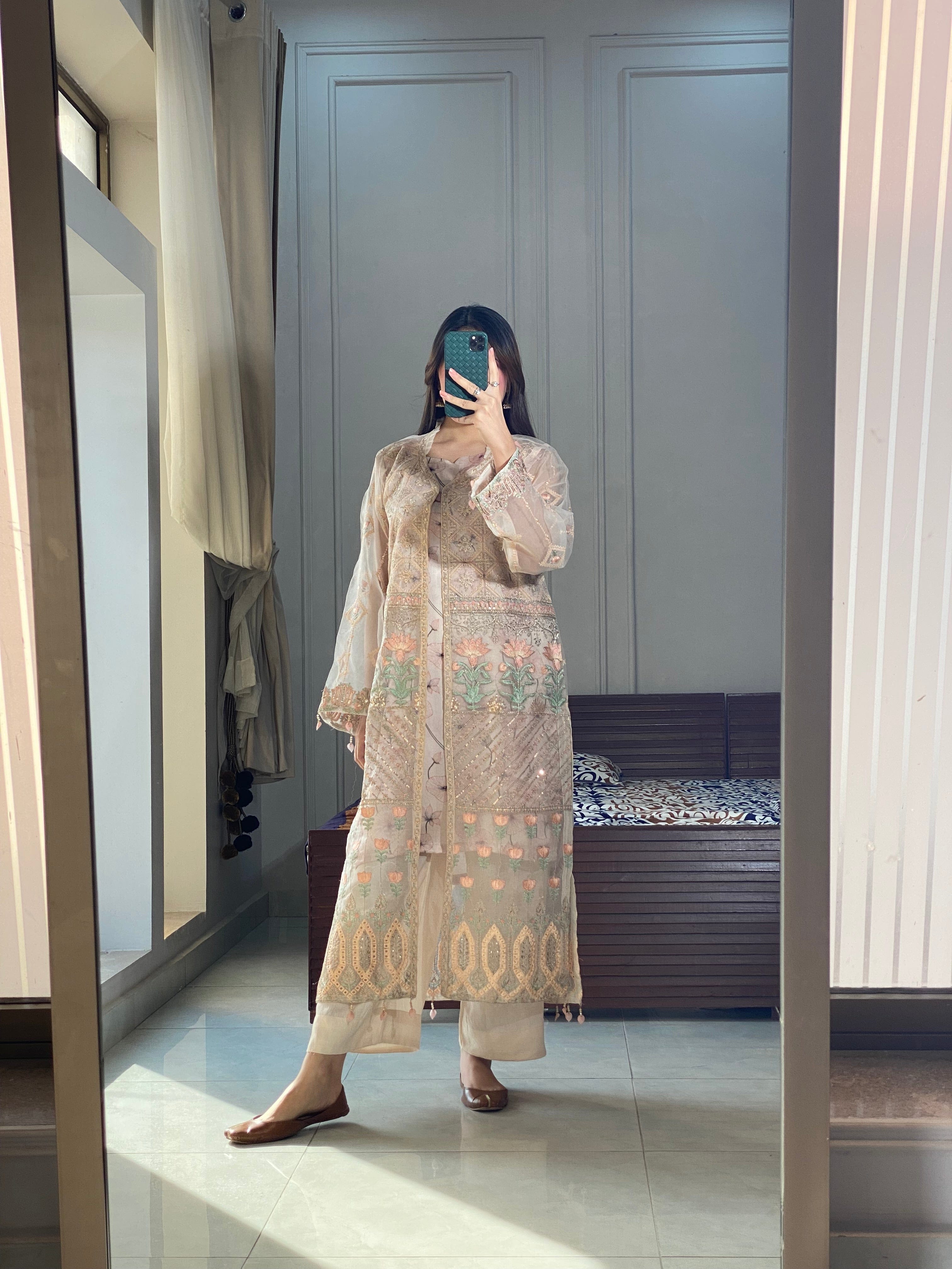 Ayesha.B 2pcs (gown)