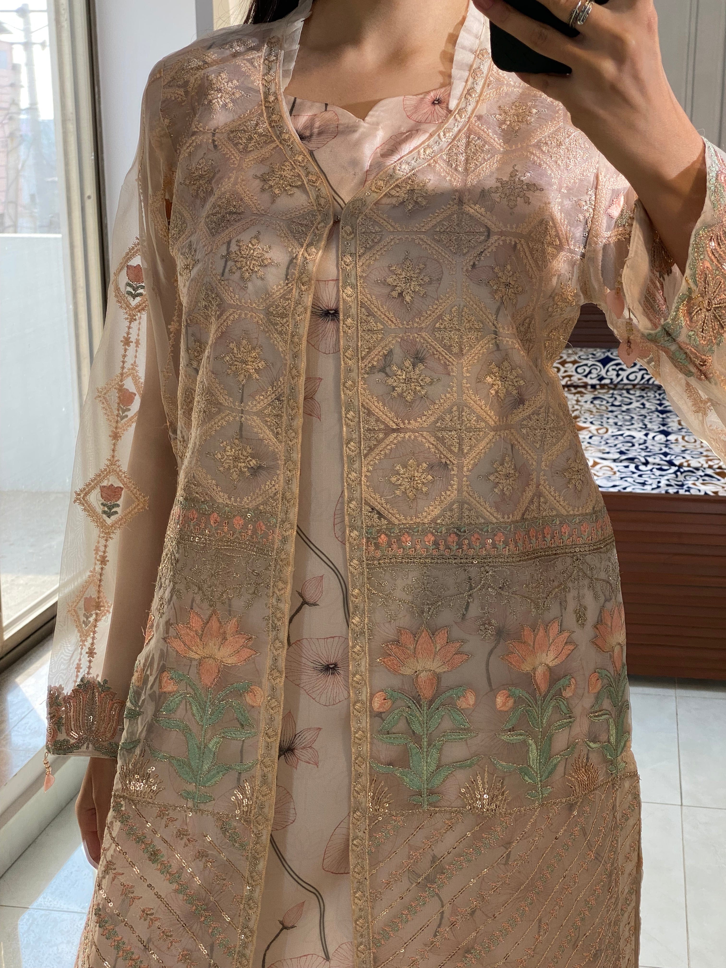 Ayesha.B 2pcs (gown)