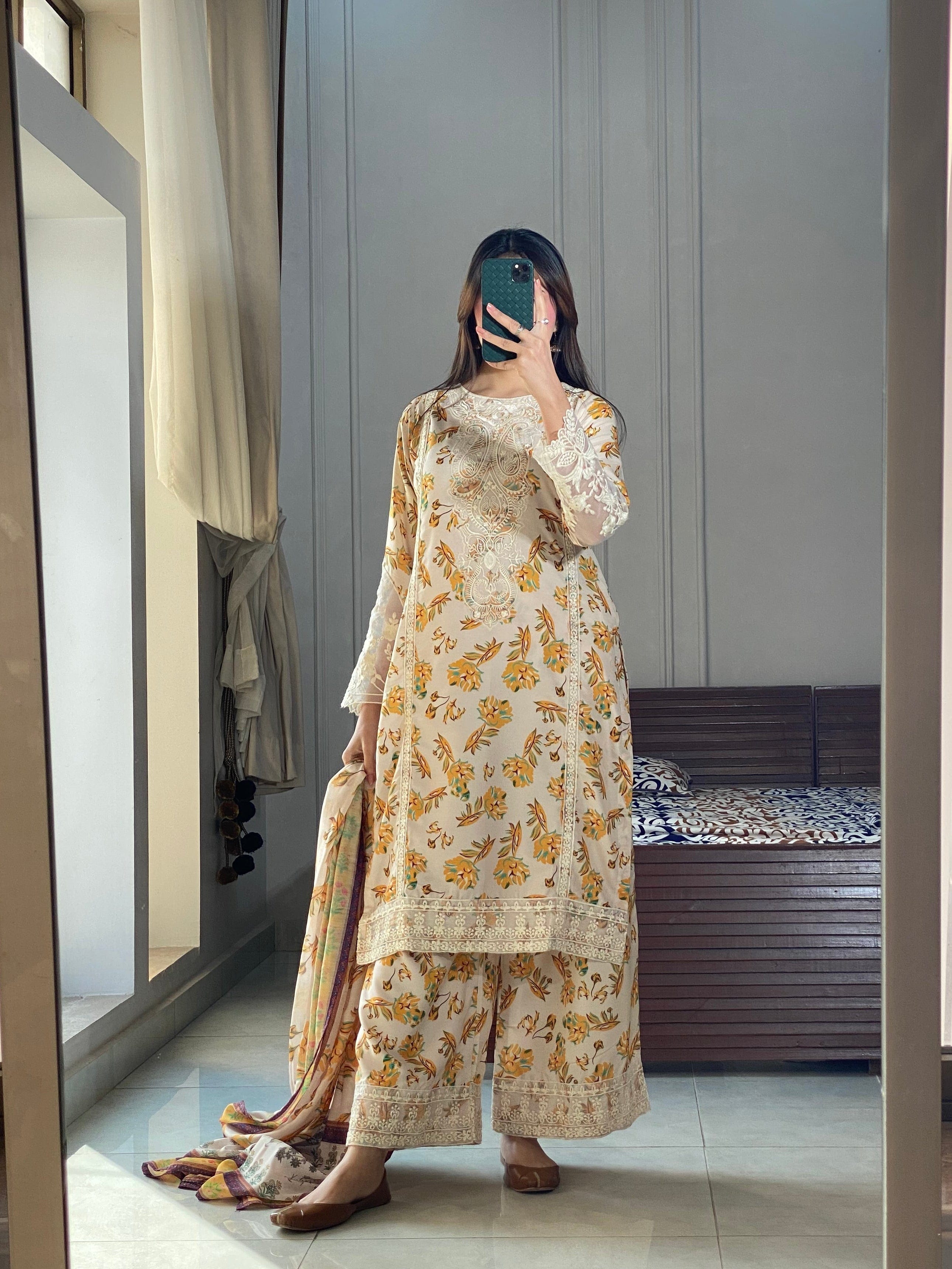 Ayesha.B 3pcs (Aroob)