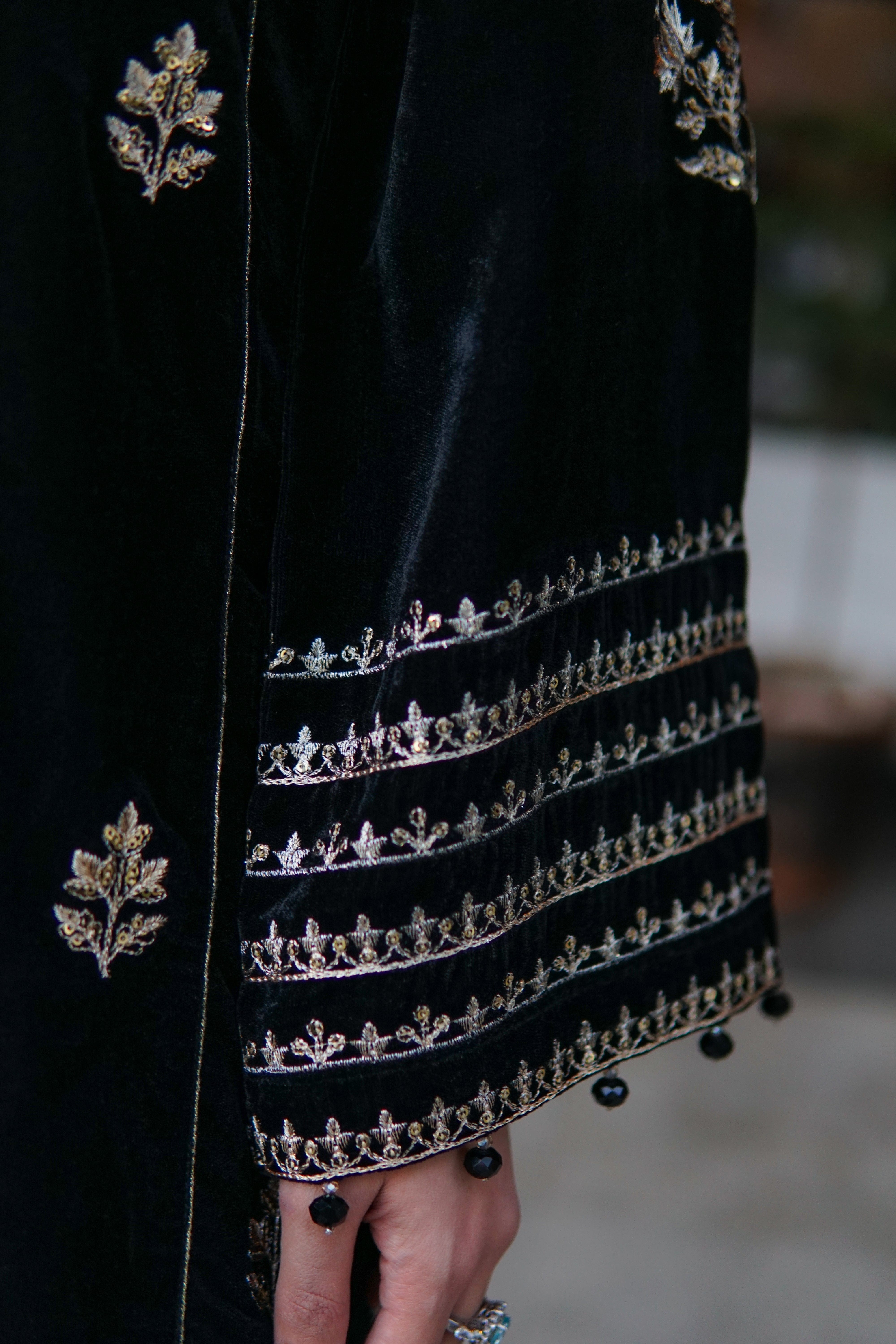 Ayesha.B 3pcs black (velvet)