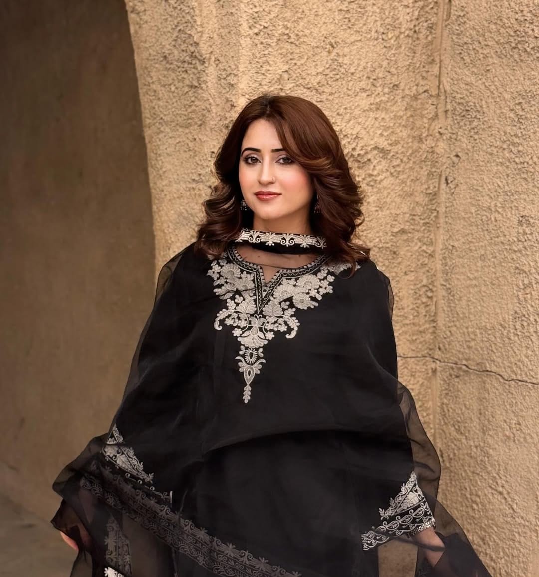 Ayesha.B 3pcs black white emb (42 lenght shirt)