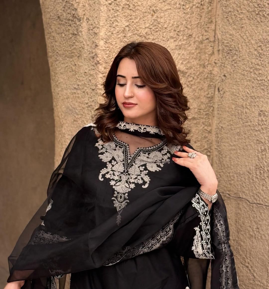 Ayesha.B 3pcs black white emb (42 lenght shirt)