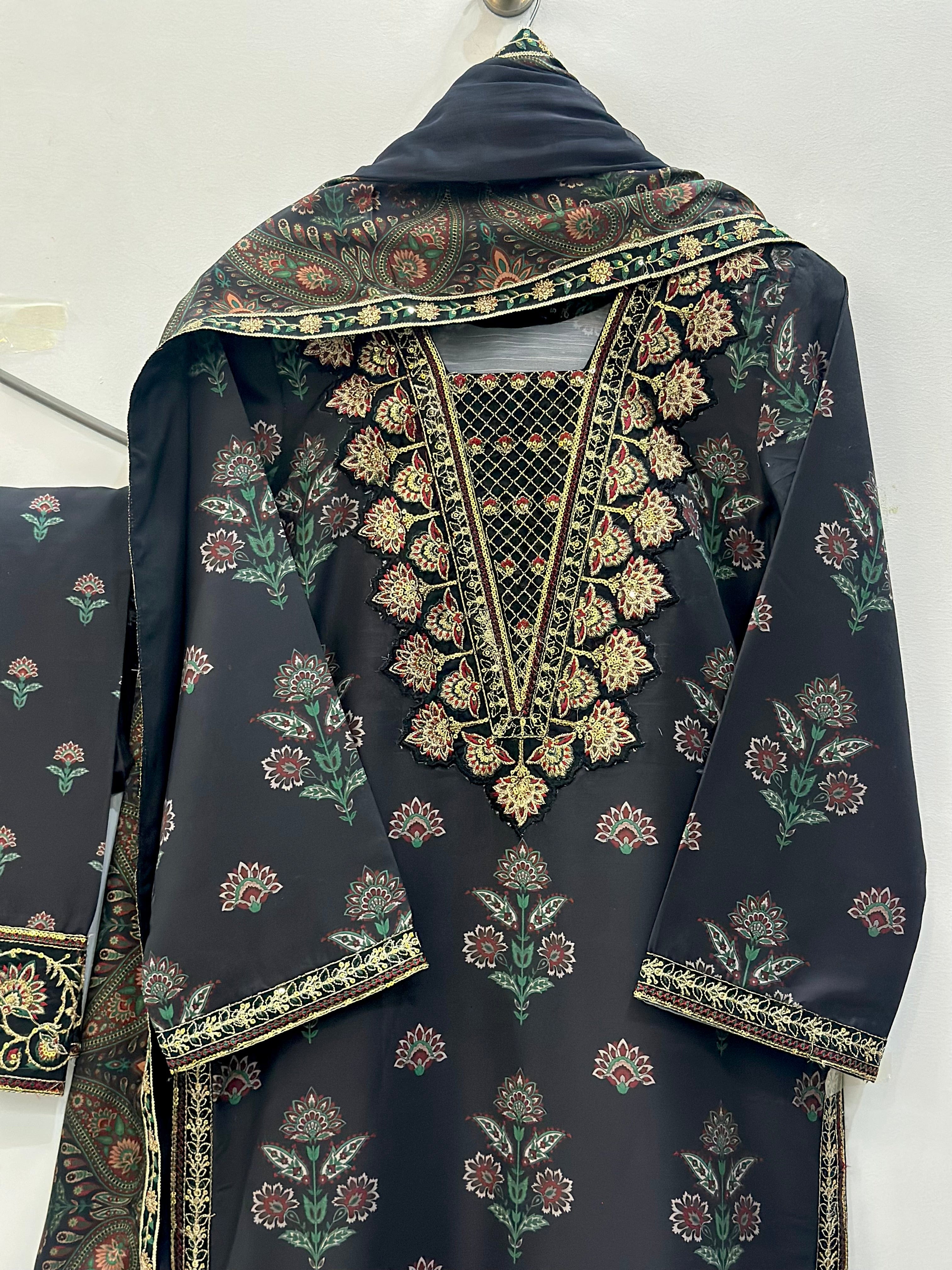 Ayesha.B 3pcs (Gulrukh)