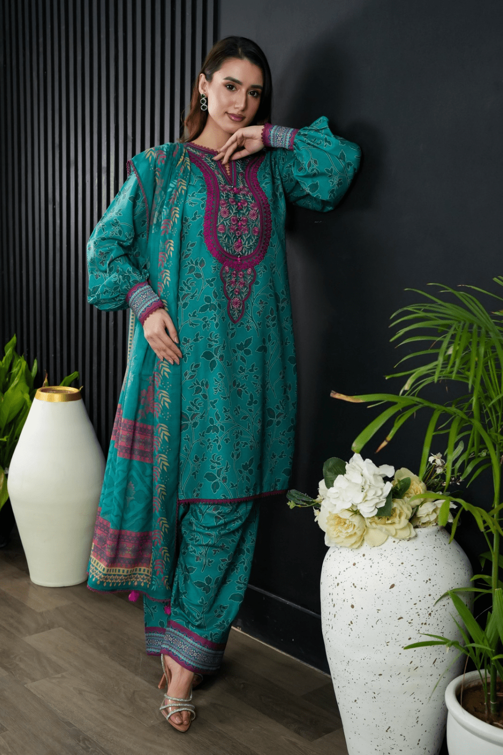 Ayesha.B 3pcs (Hoor)