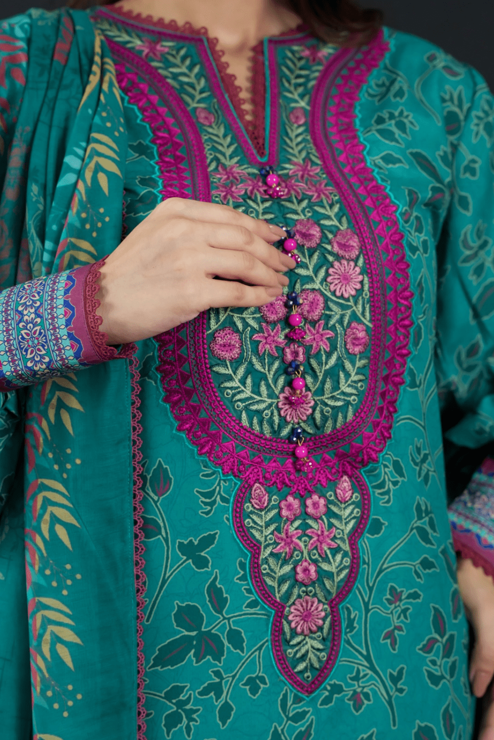 Ayesha.B 3pcs (Hoor)