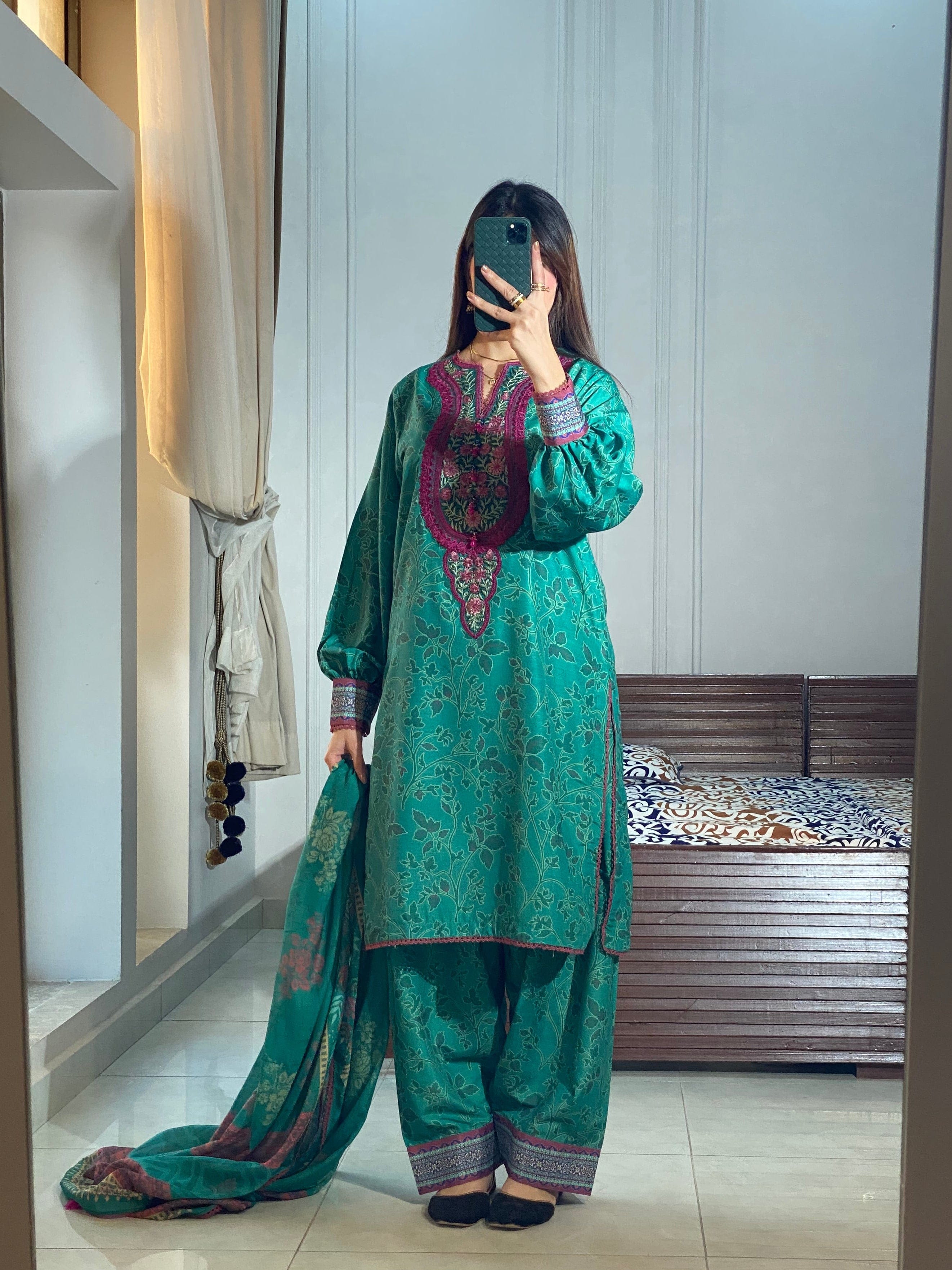 Ayesha.B 3pcs (Hoor)