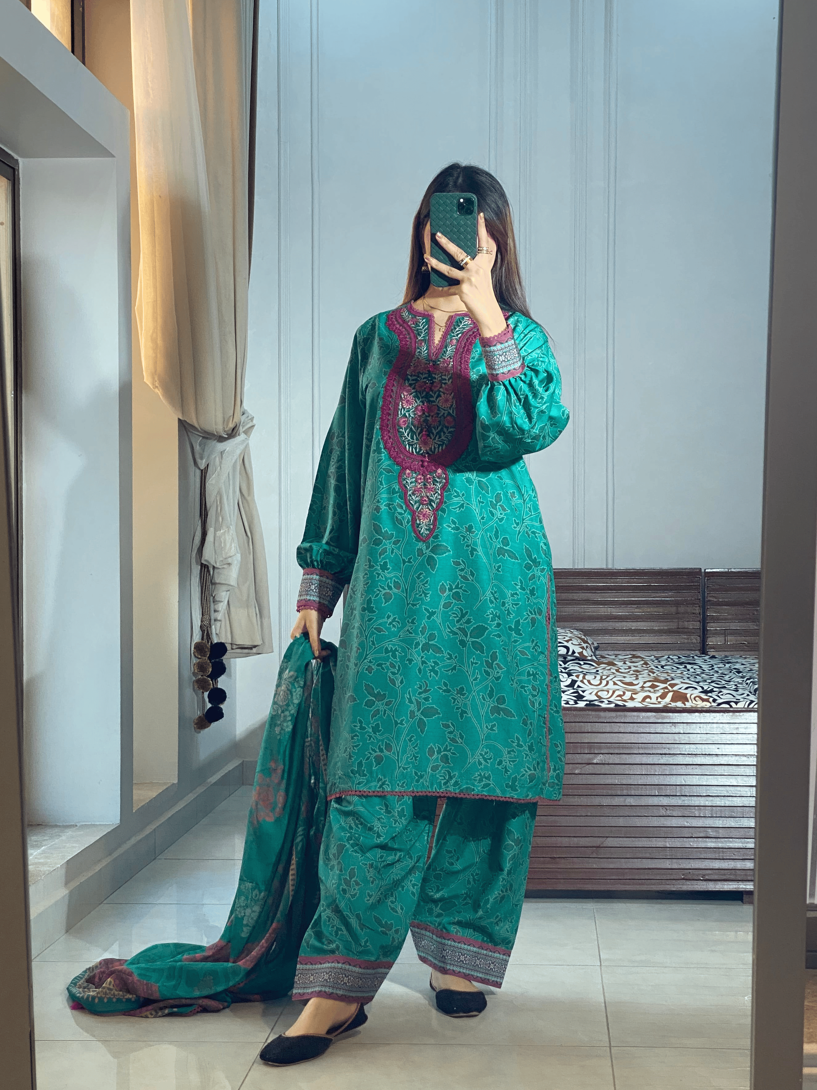 Ayesha.B 3pcs (Hoor)