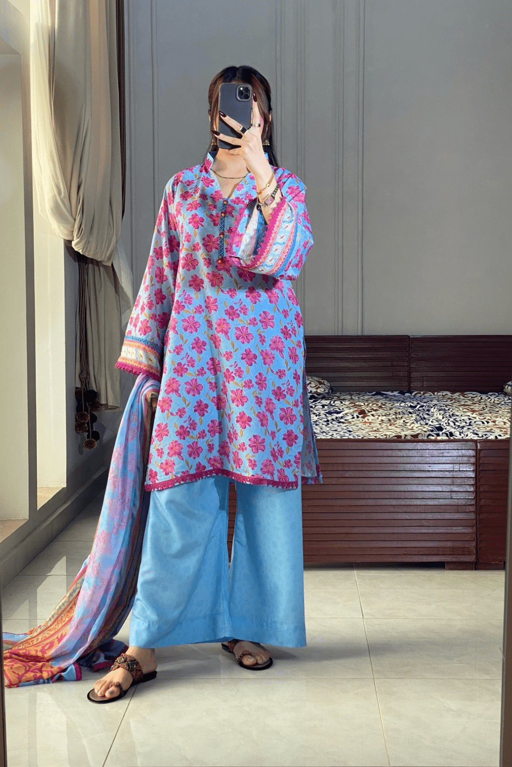 Ayesha.B 3pcs lawn (daisy)