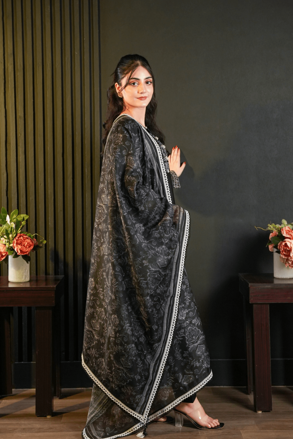 Ayesha.B 3pcs (Mahrosh)