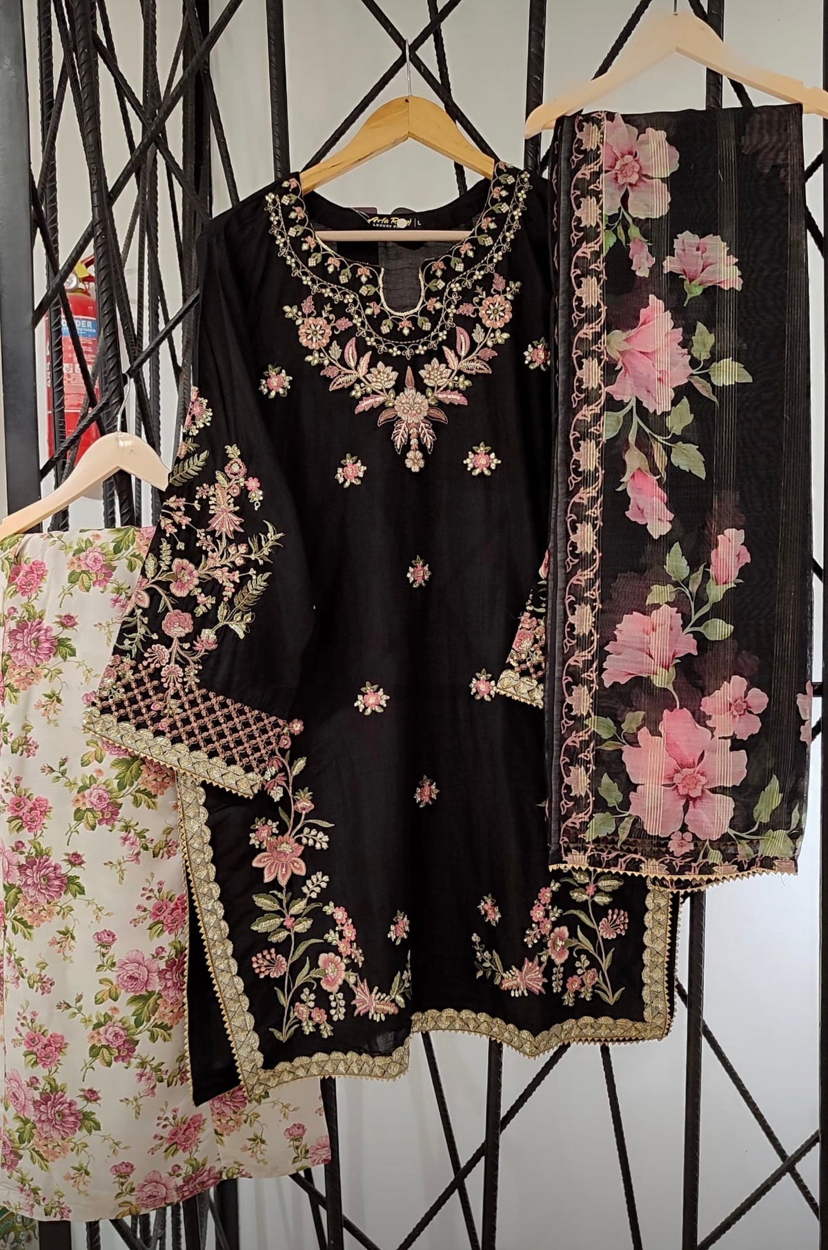 Ayesha.B 3pcs (malha)