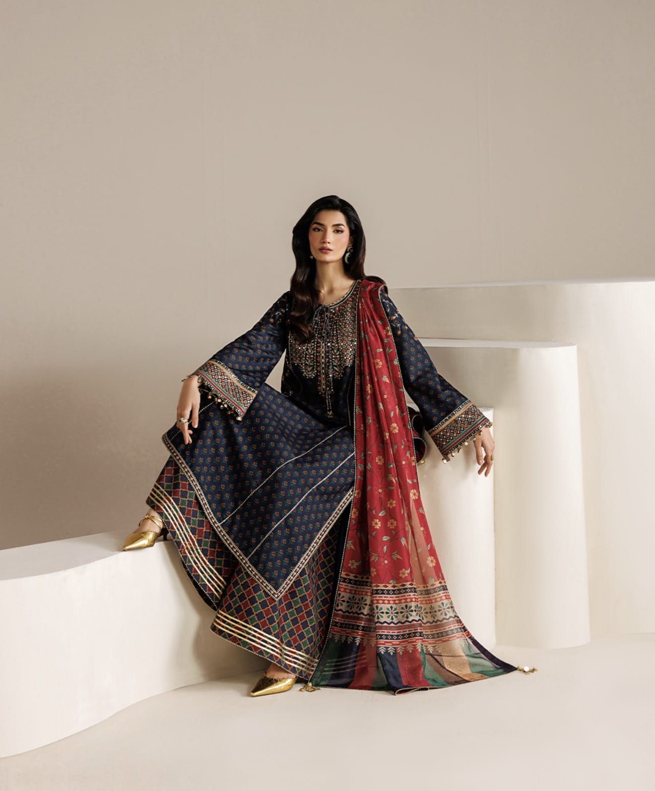 Ayesha.B 3pcs (maria)
