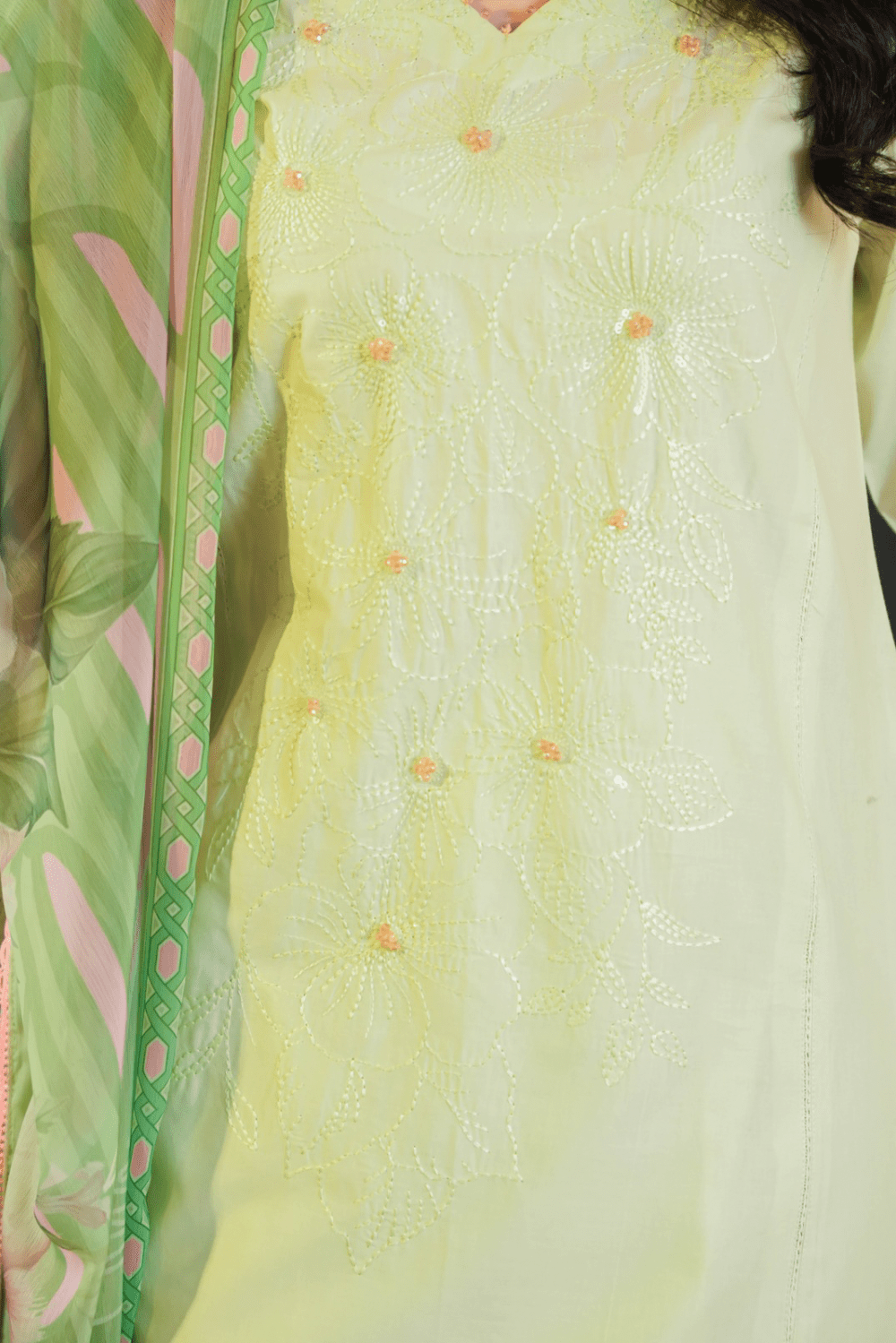 Ayesha.B 3pcs (Meeral)