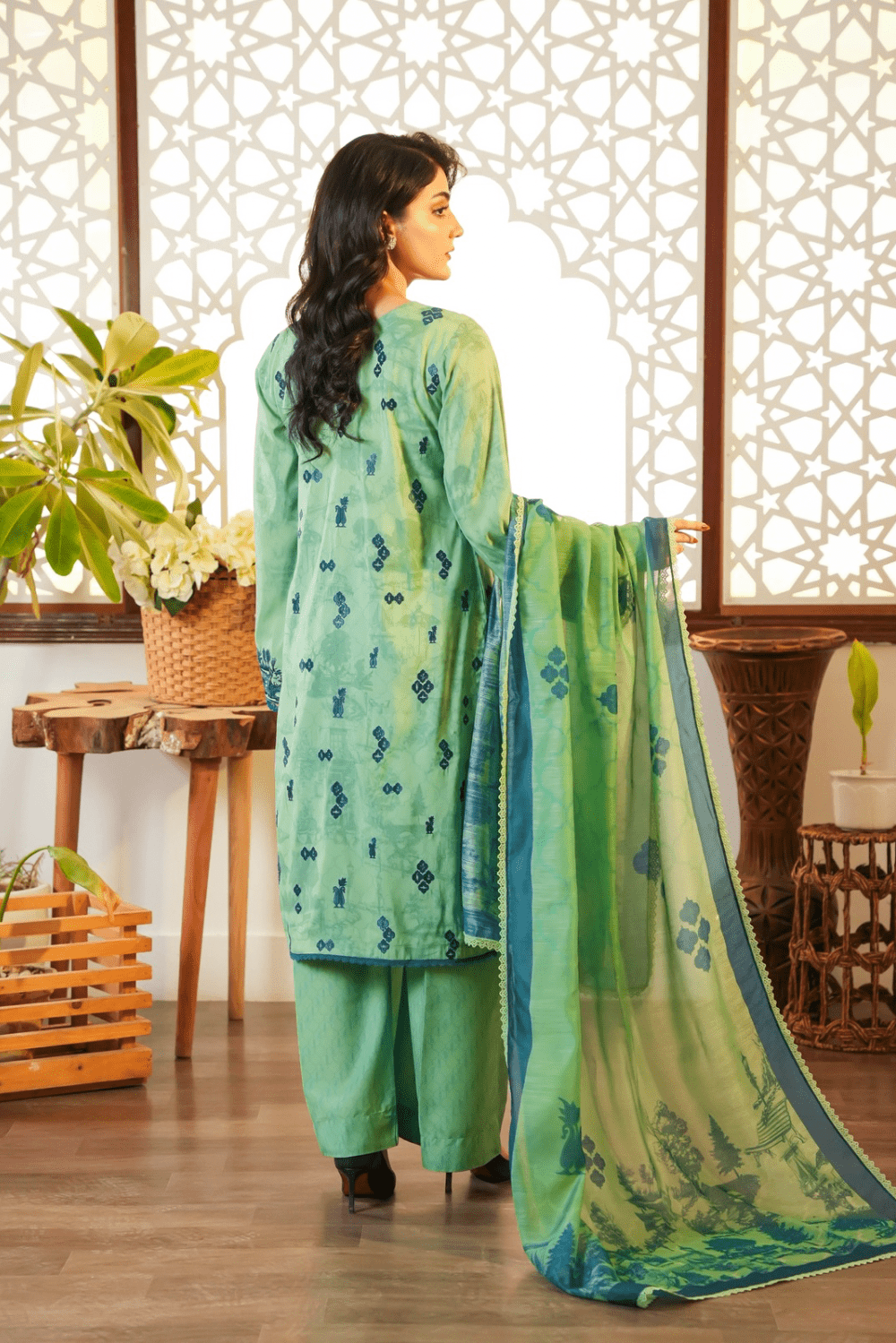 Ayesha.B 3pcs (mehnaaz)