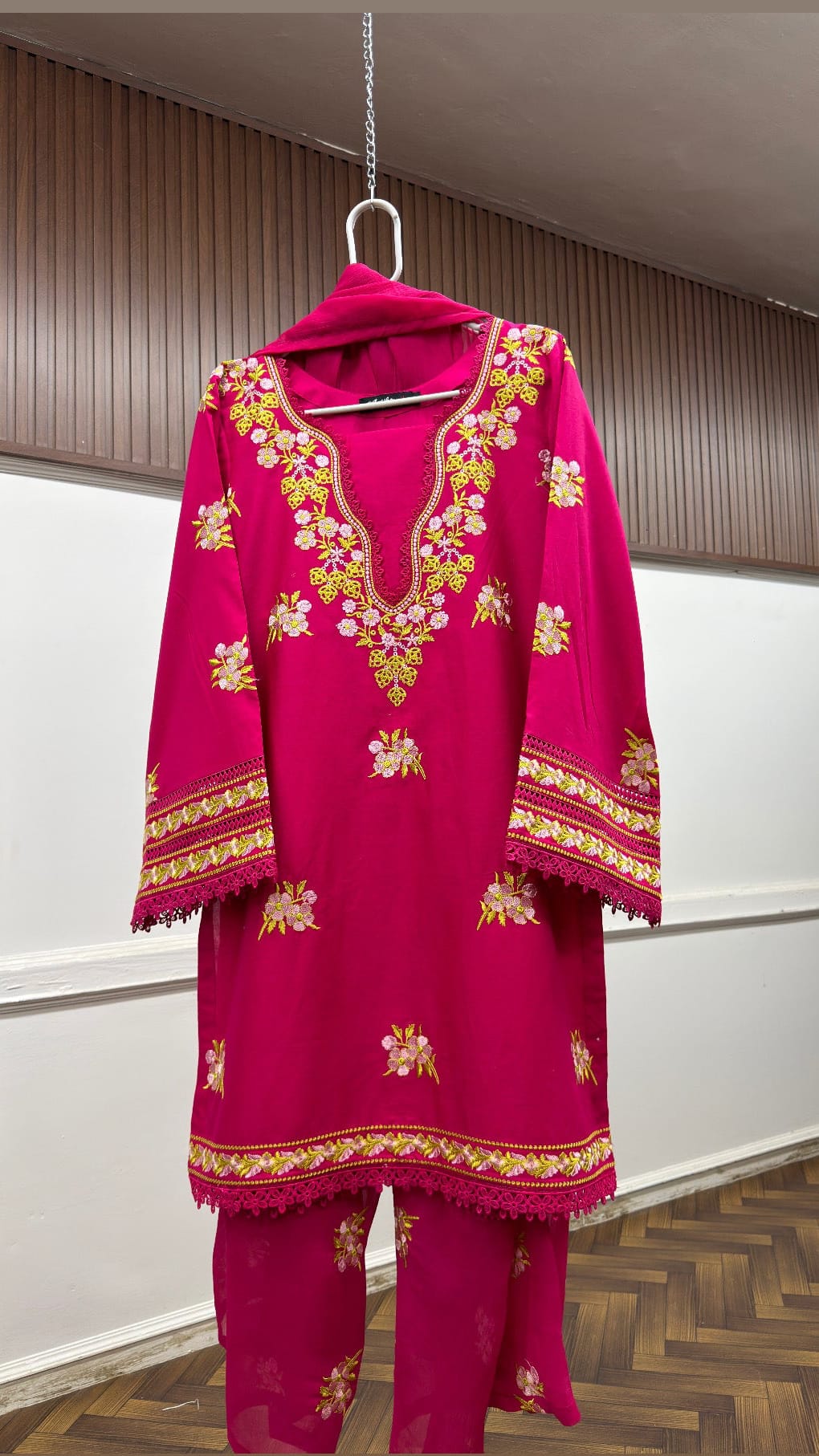 Ayesha.B 3pcs pink (Anum)