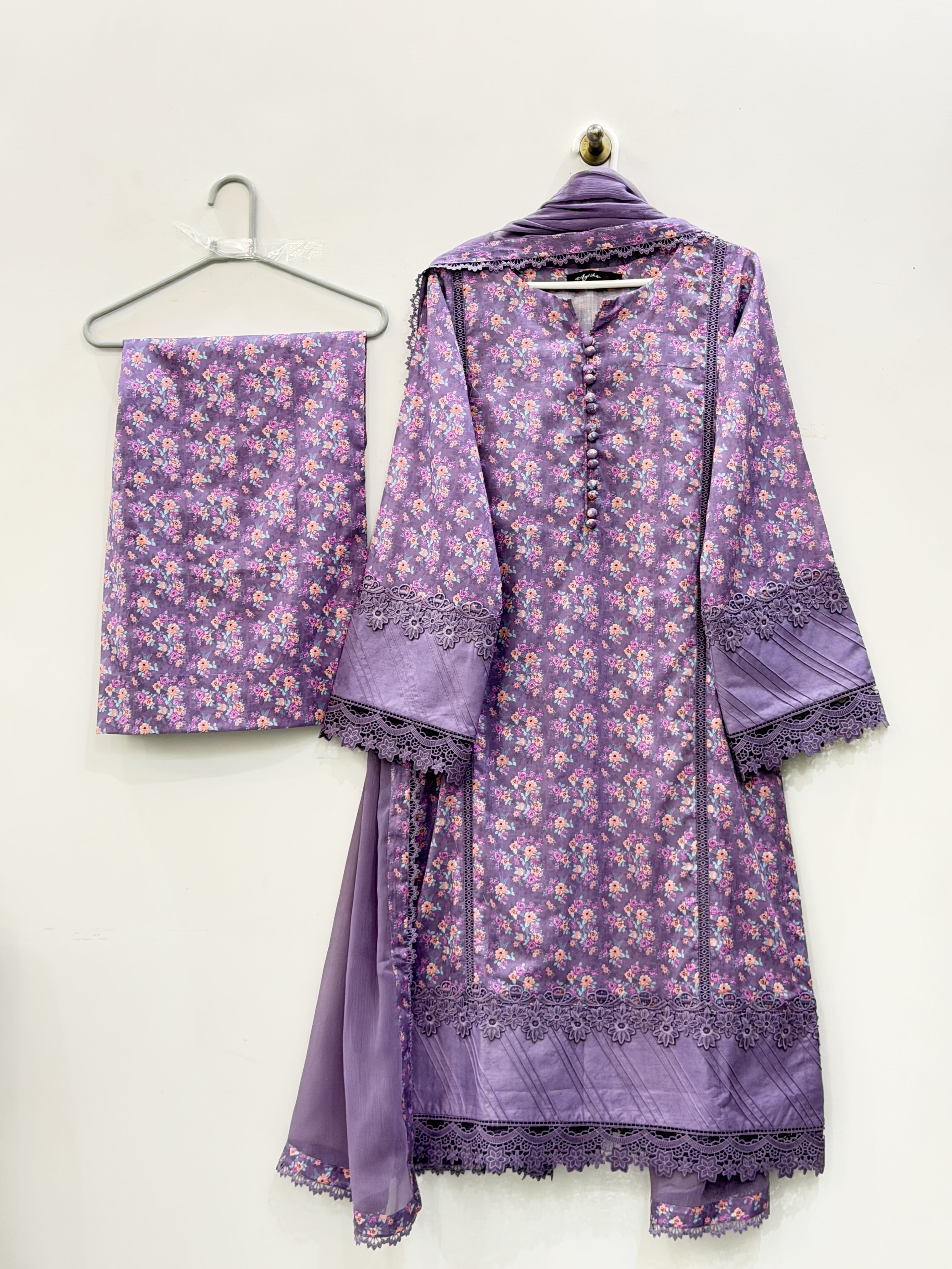 Ayesha.B 3pcs Pure lawn (Emaan)