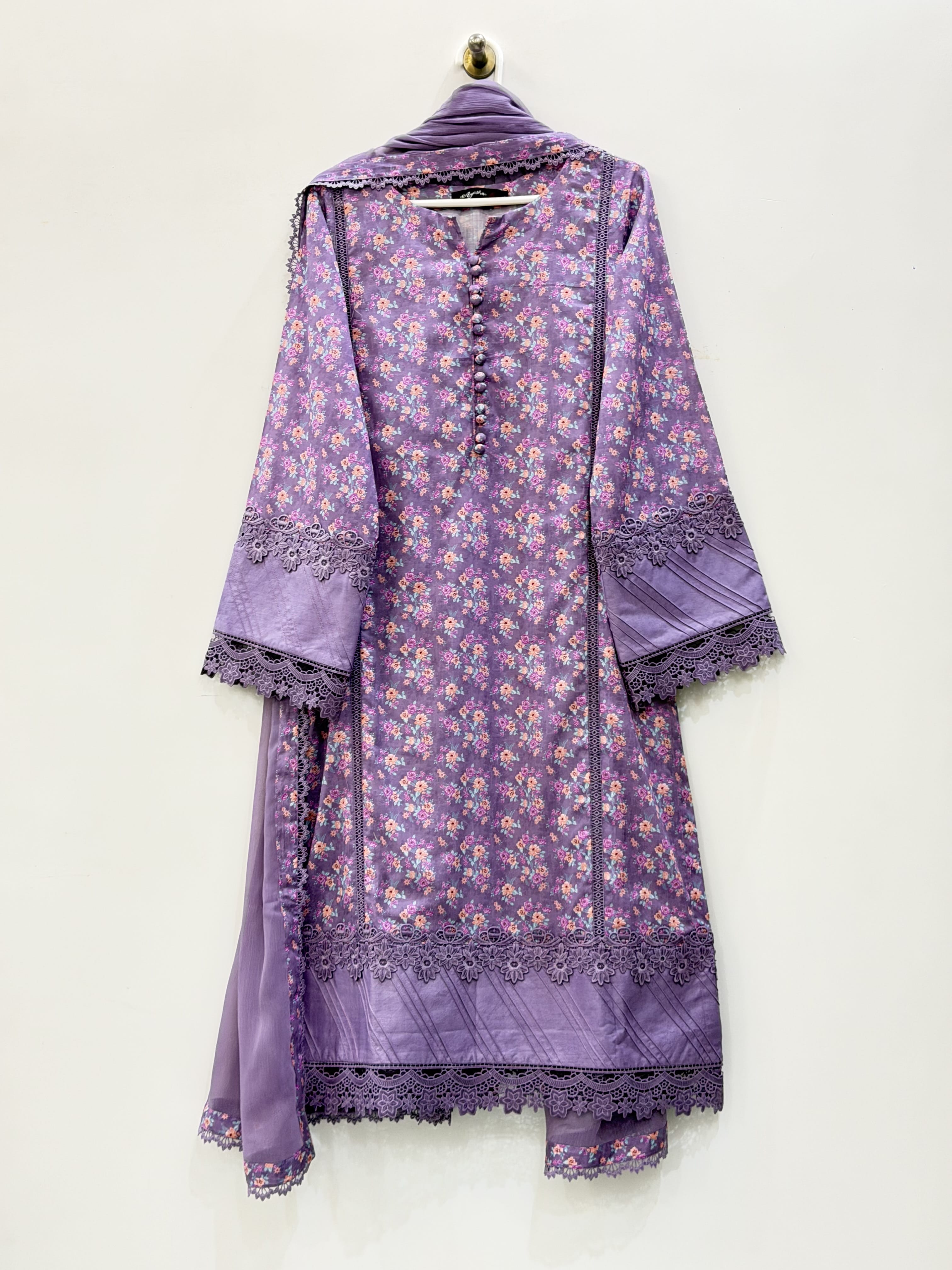 Ayesha.B 3pcs Pure lawn (Emaan)