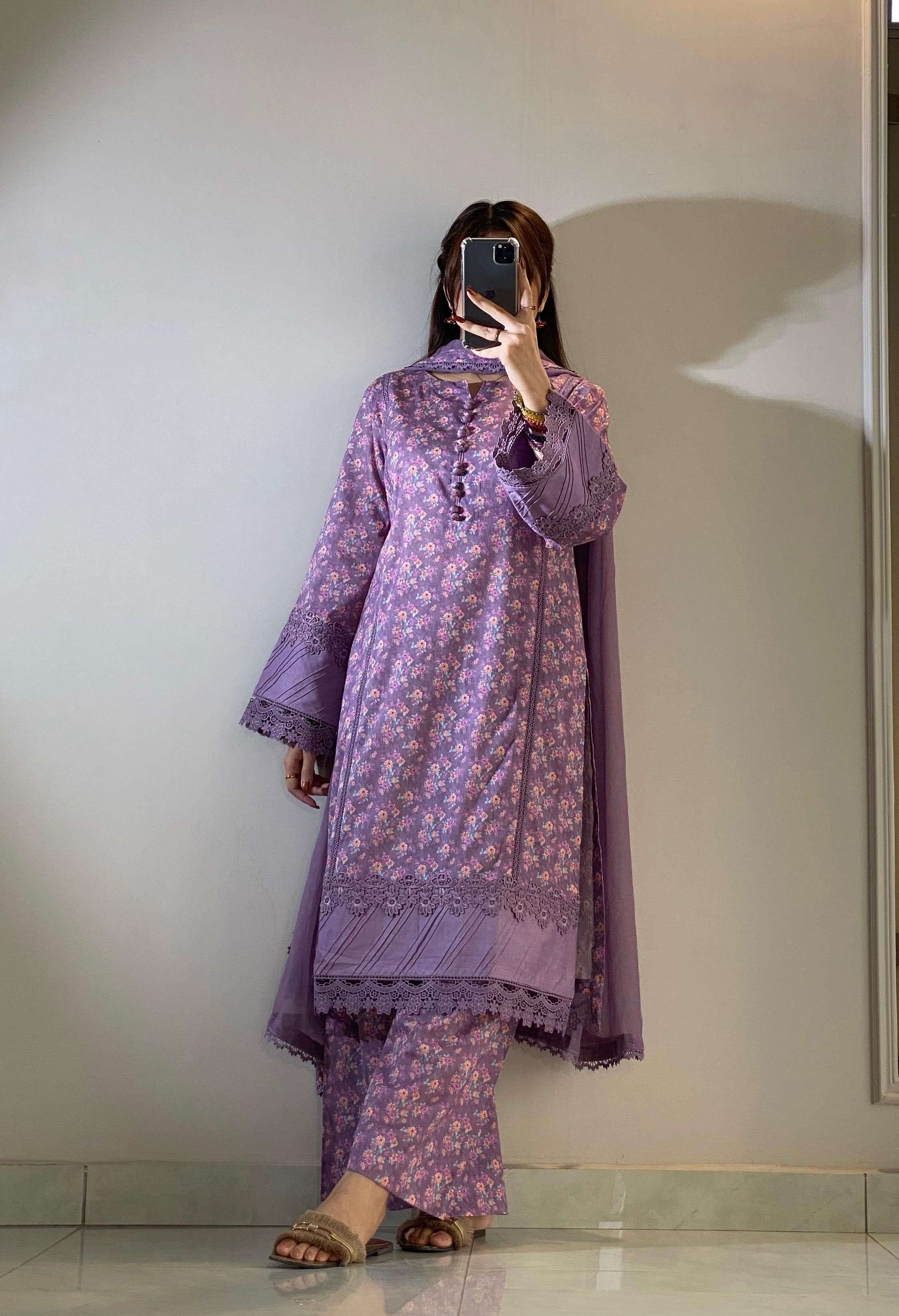 Ayesha.B 3pcs Pure lawn (Emaan)