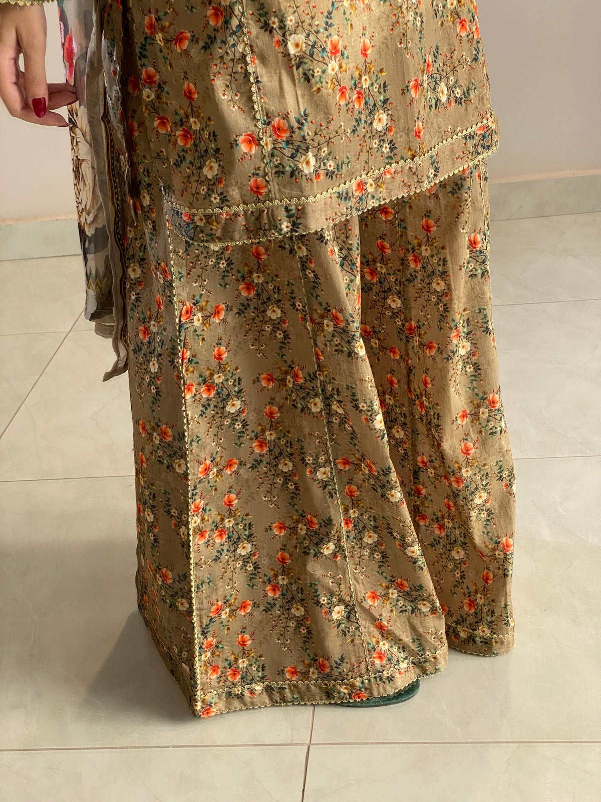 Ayesha.B 3pcs Pure lawn (huma)