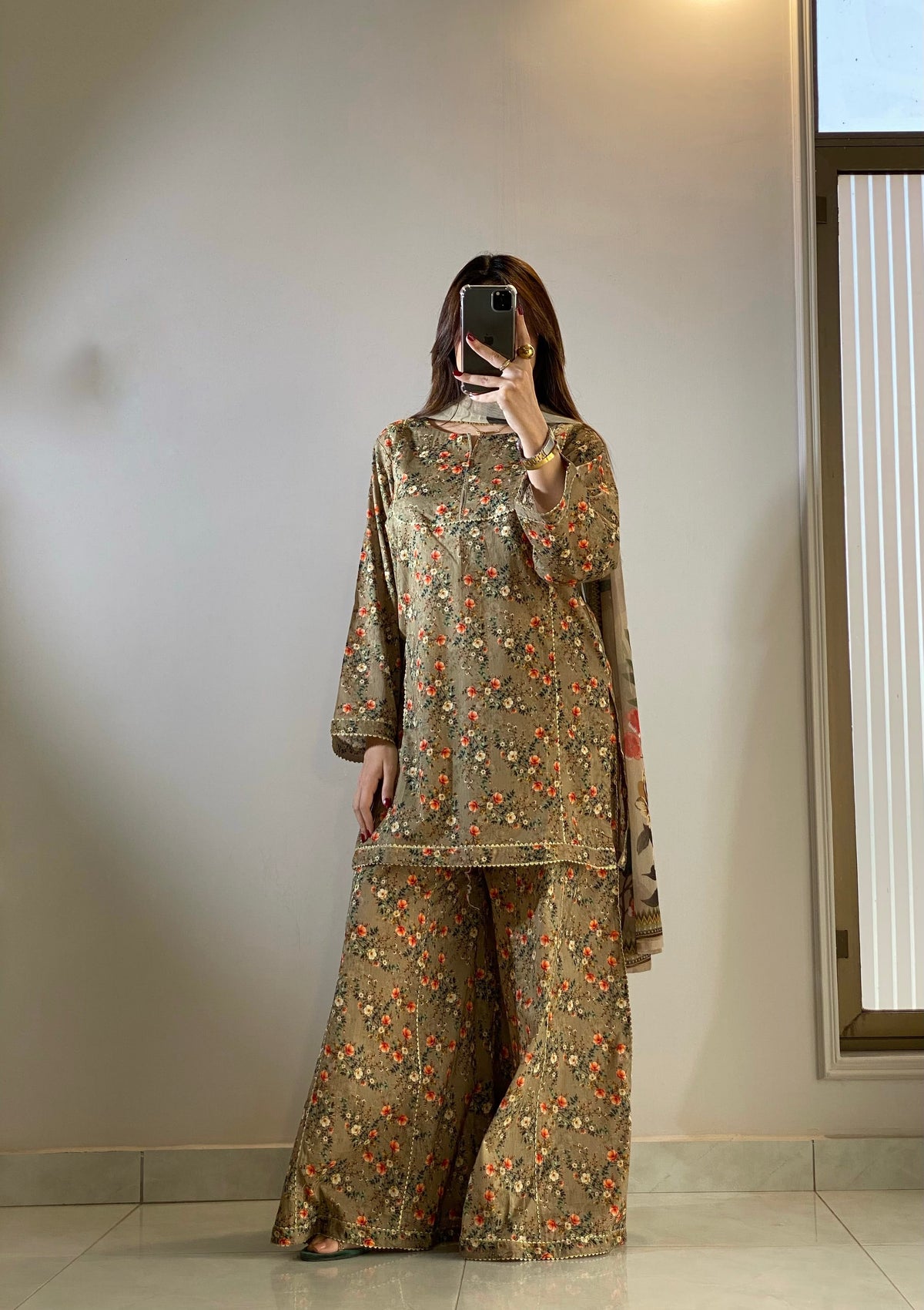 Ayesha.B 3pcs Pure lawn (huma)