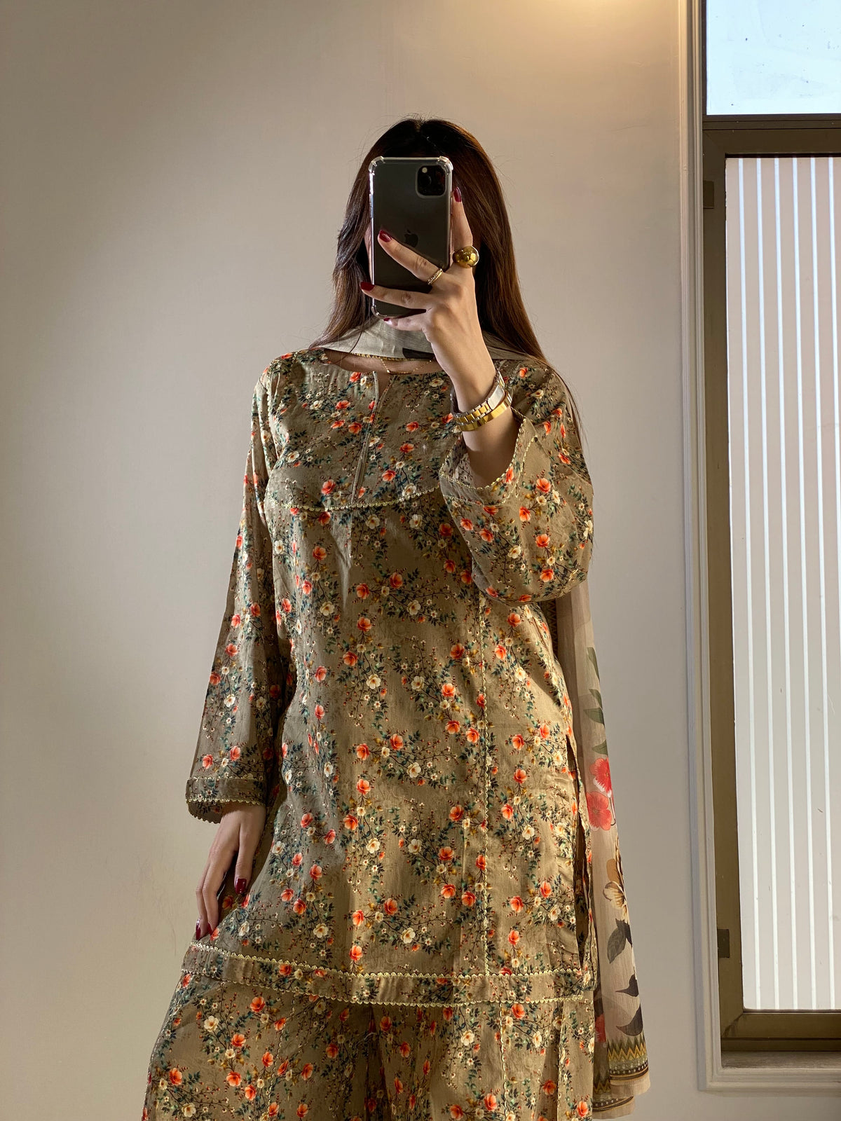 Ayesha.B 3pcs Pure lawn (huma)