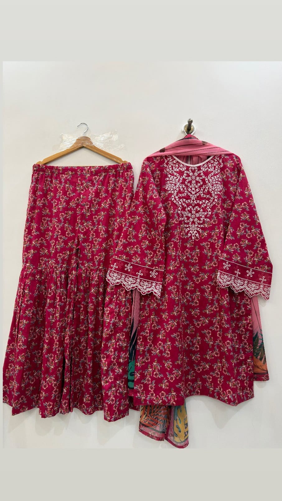 Ayesha.B 3pcs pure lawn (saira)