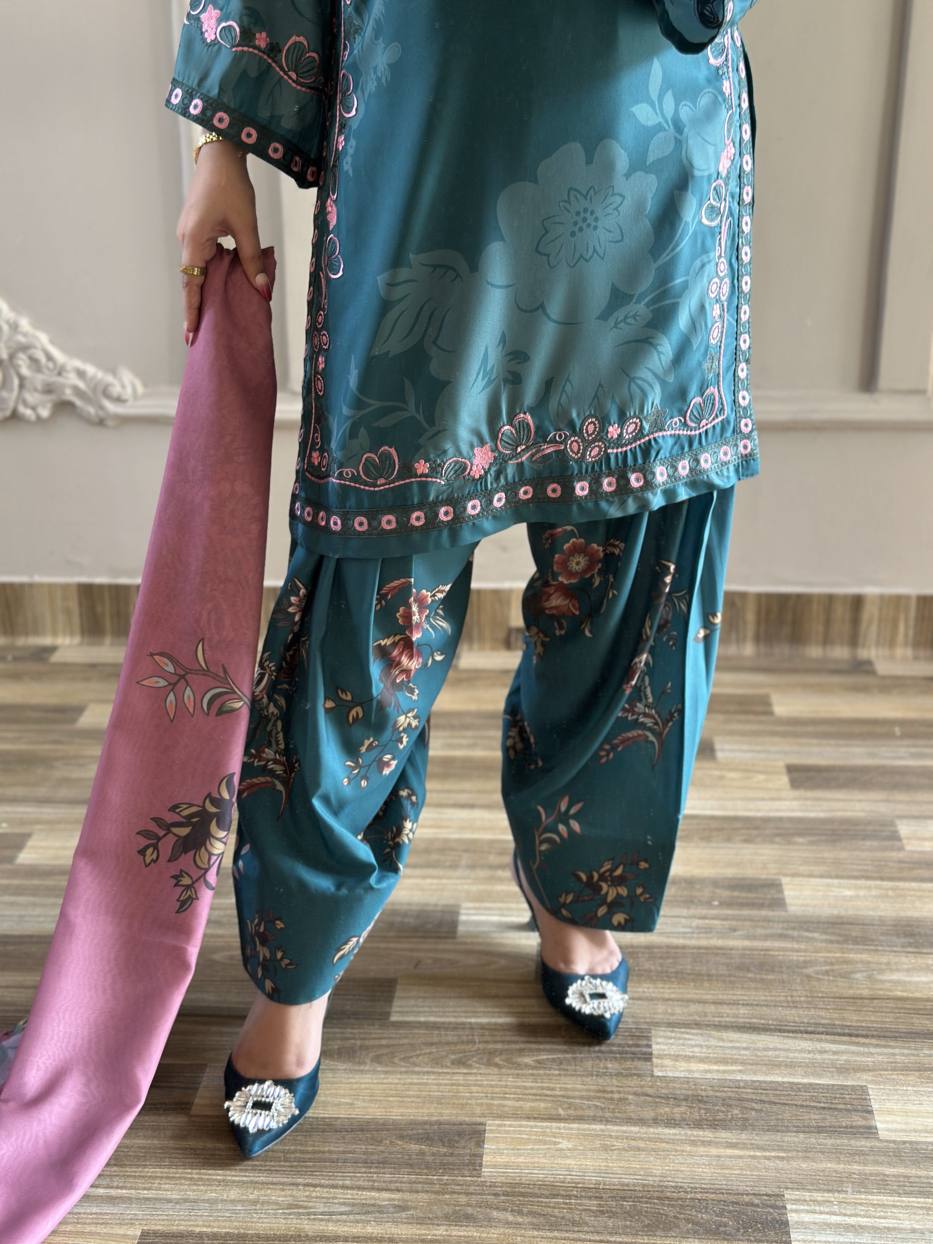 Ayesha.B 3pcs (sabeen)