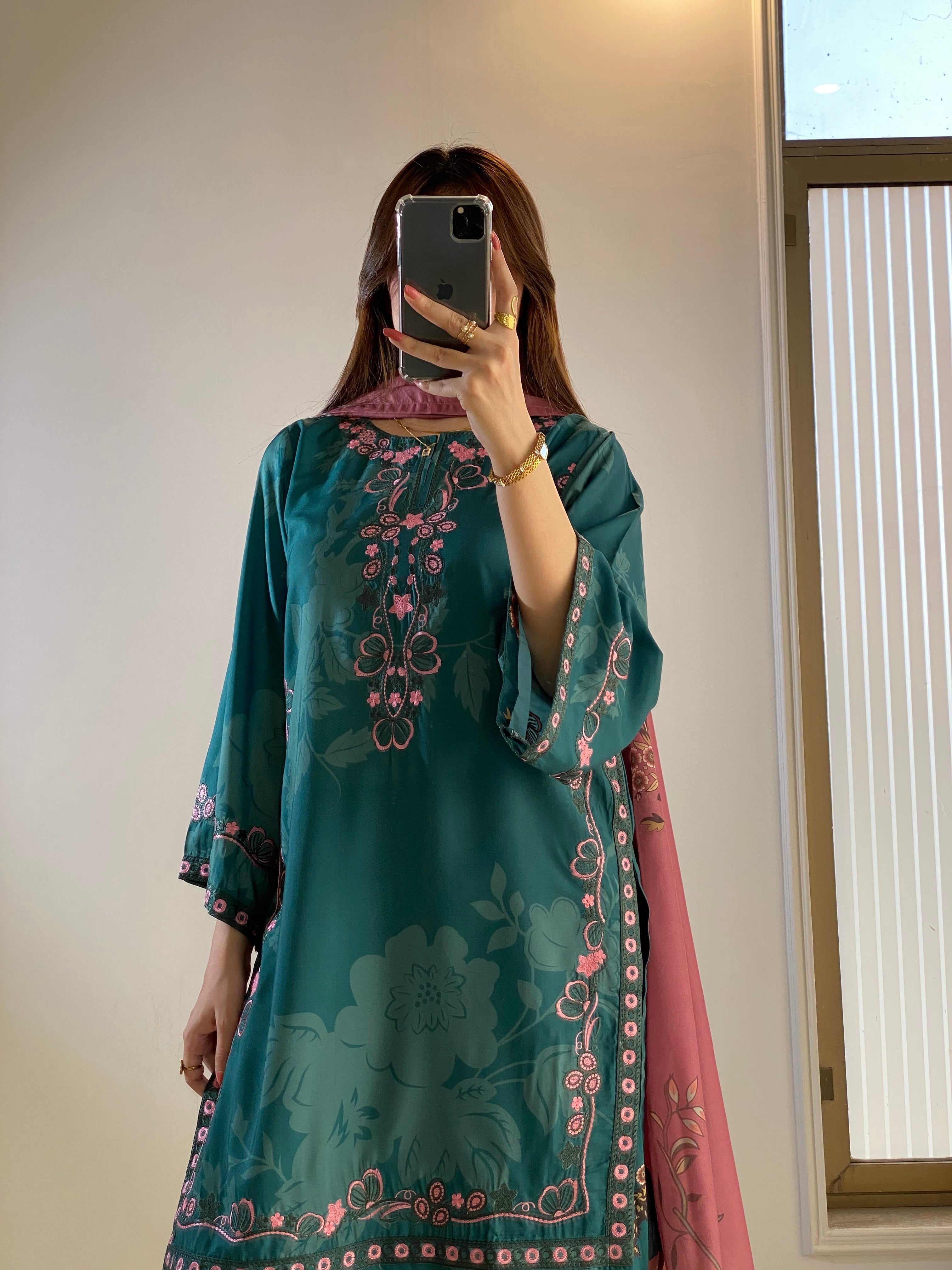 Ayesha.B 3pcs (sabeen)