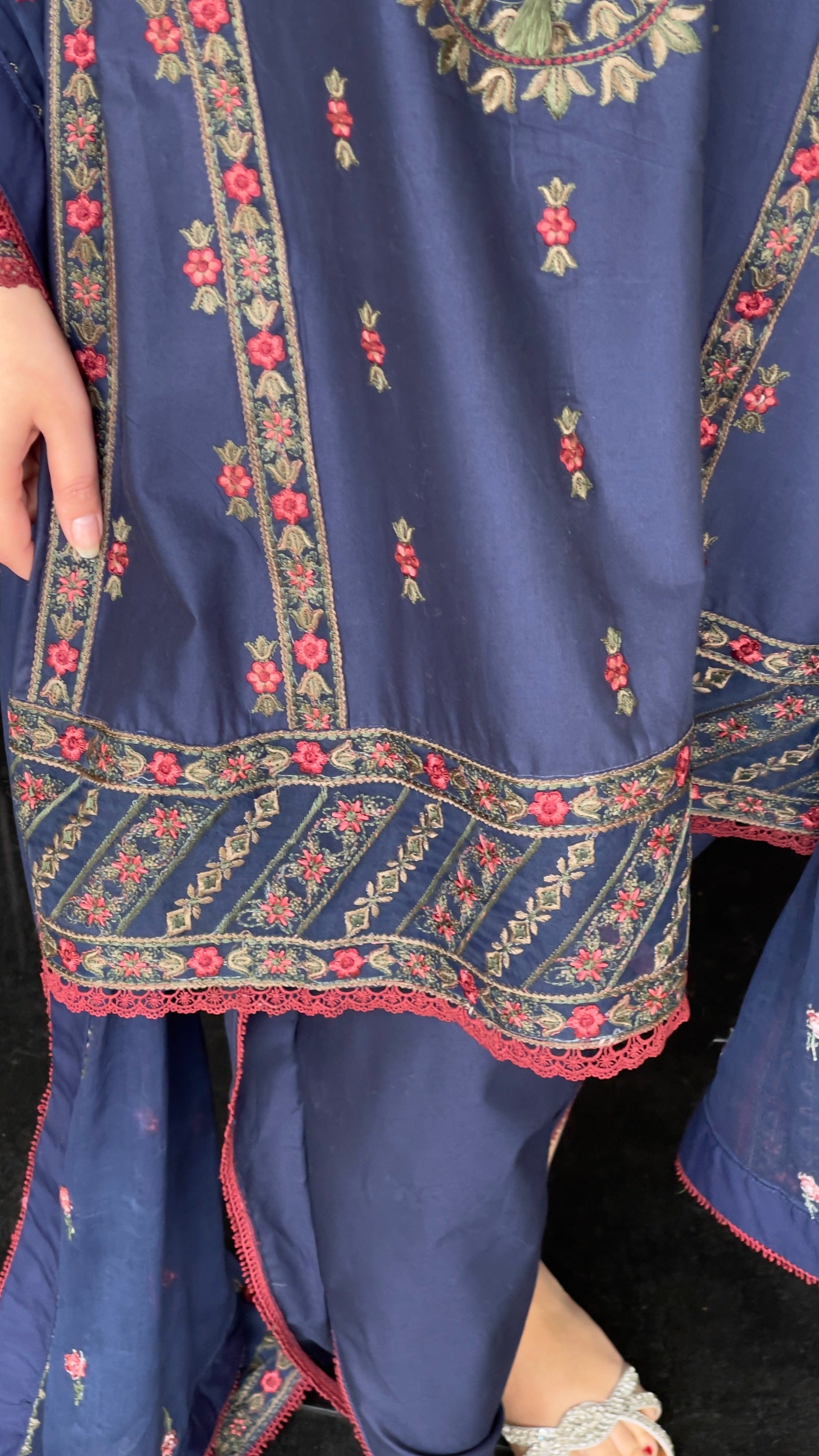 Ayesha.B 3pcs (sahiba)