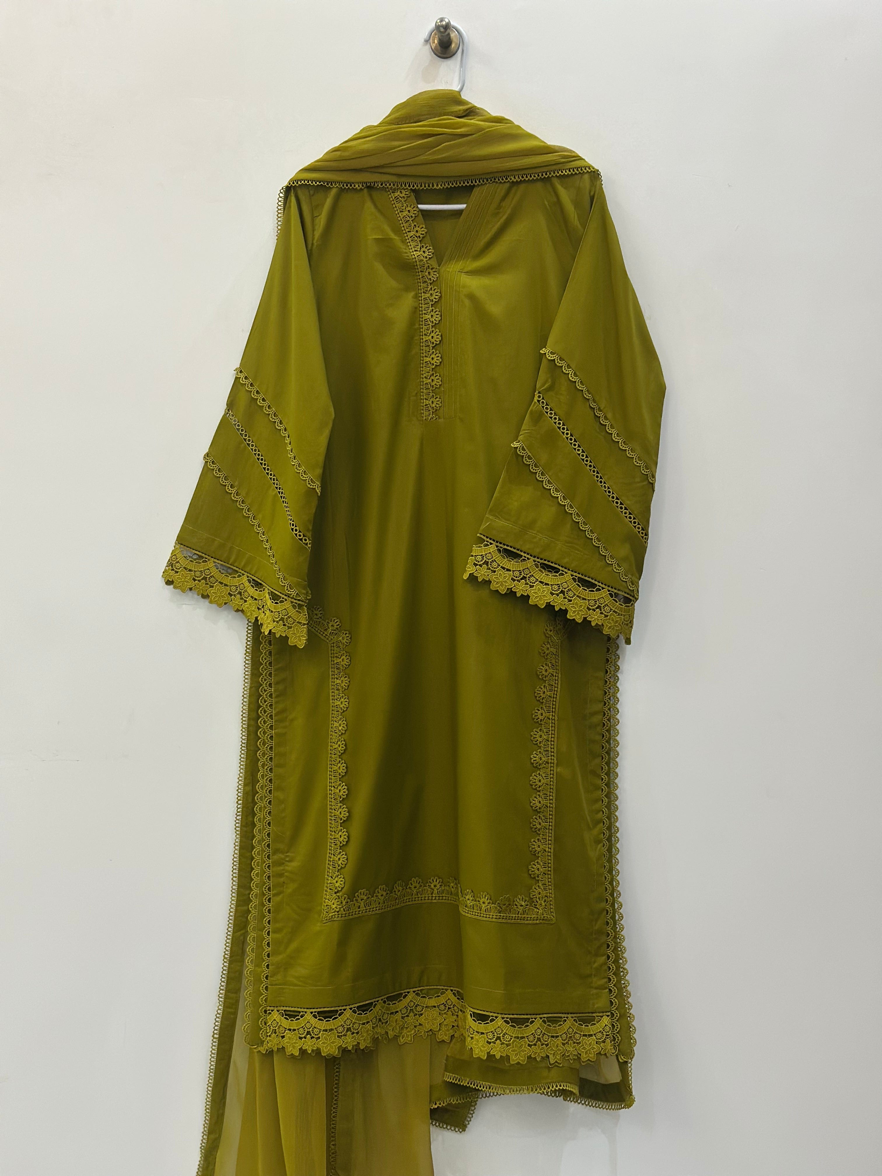 Ayesha.B 3pcs (Shanael)