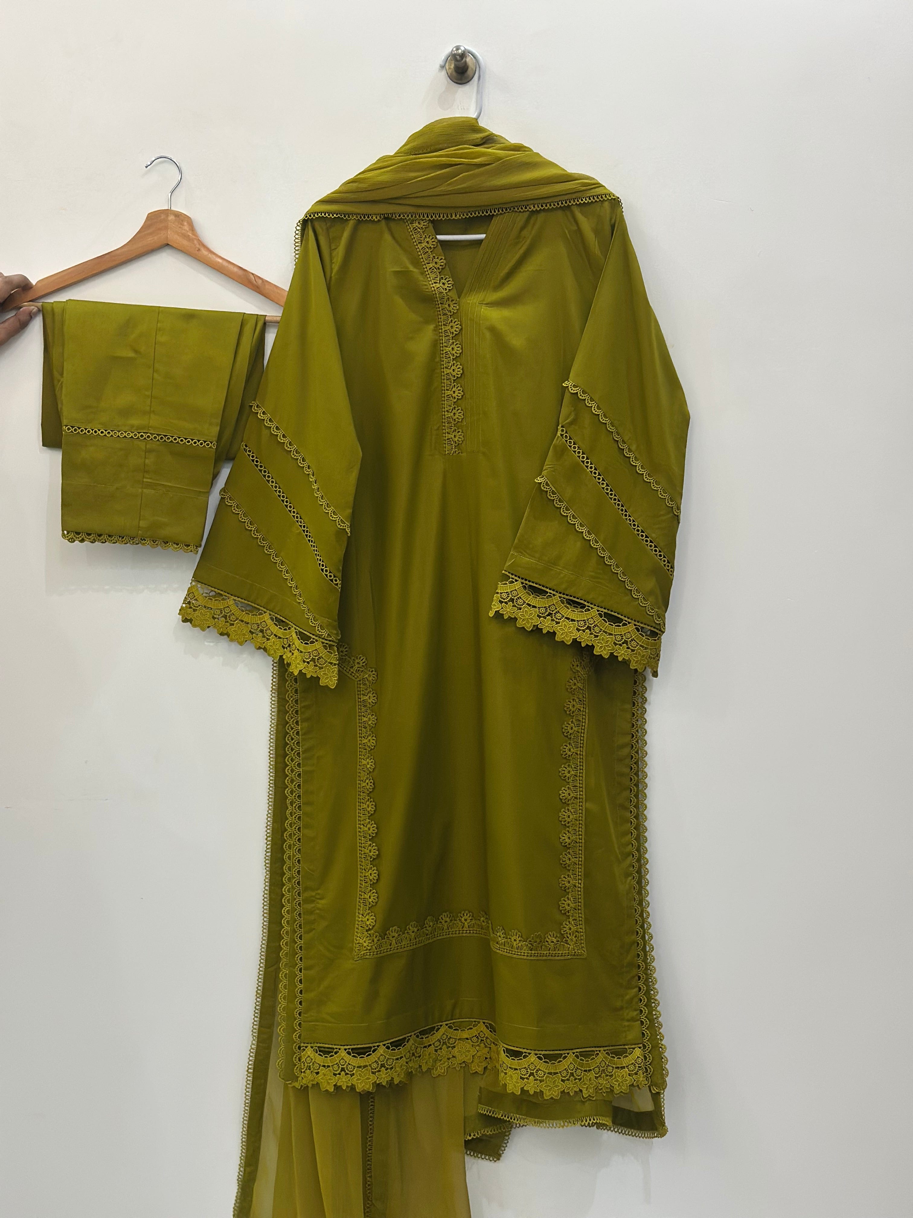 Ayesha.B 3pcs (Shanael)