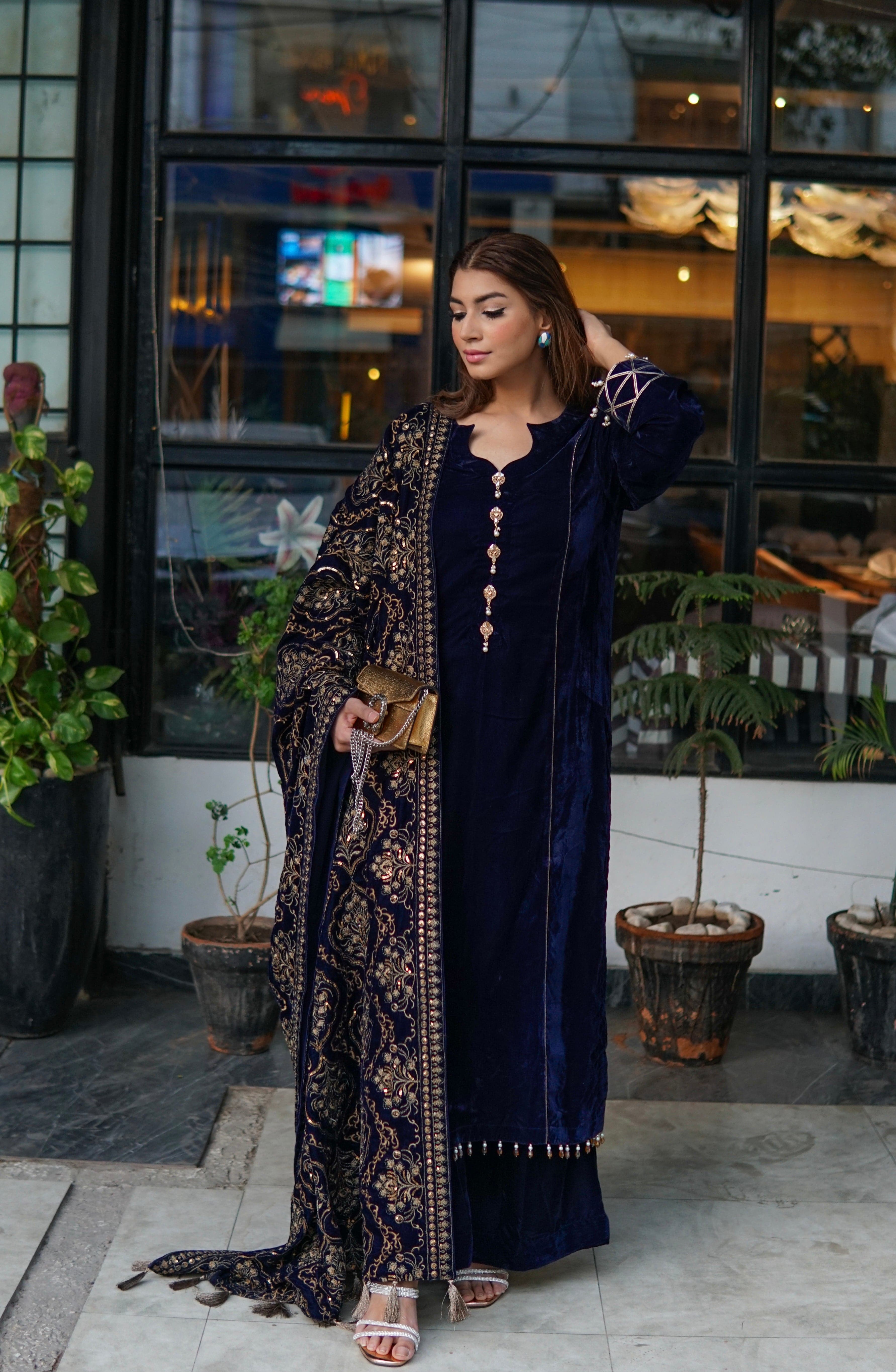 Ayesha.B 3pcs velvet (layla)