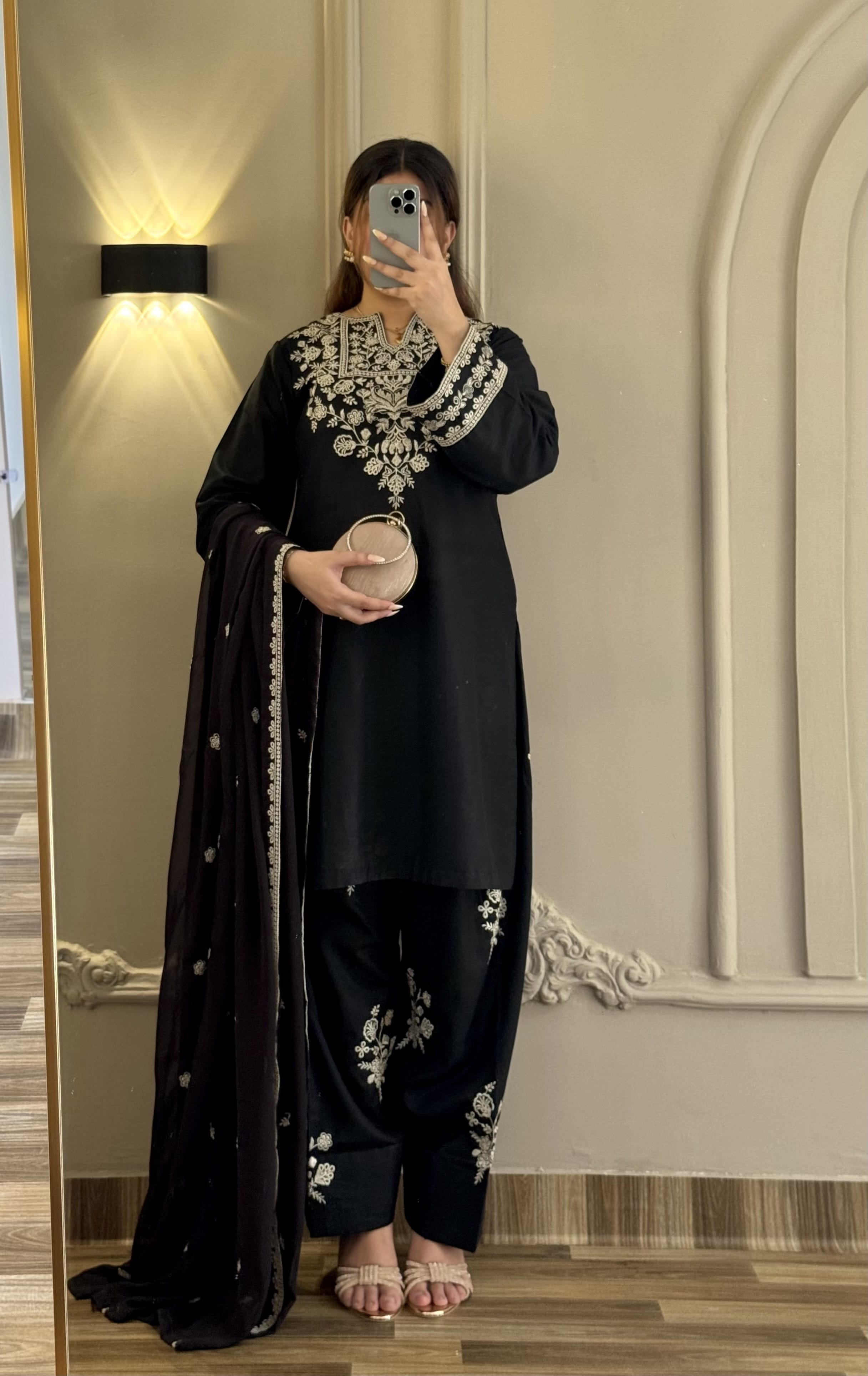 Ayesha.B 3pcs (zaroon)