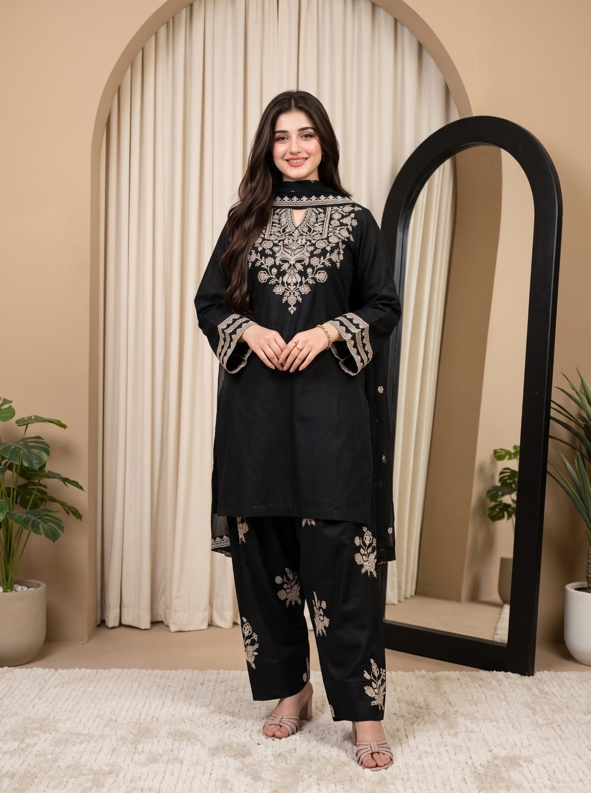 Ayesha.B 3pcs (zaroon)