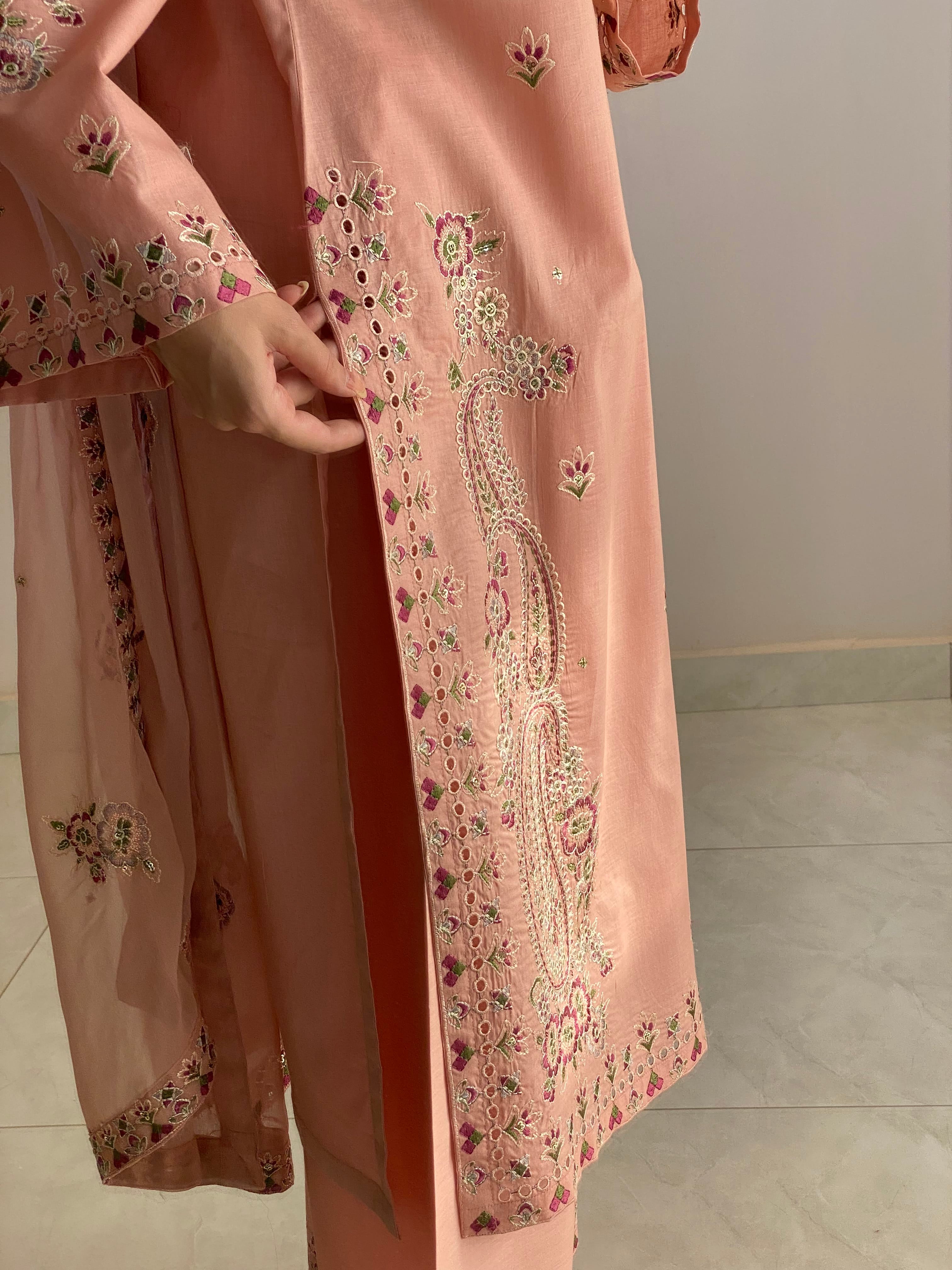 Ayesha.B 3pcs (zeenat)