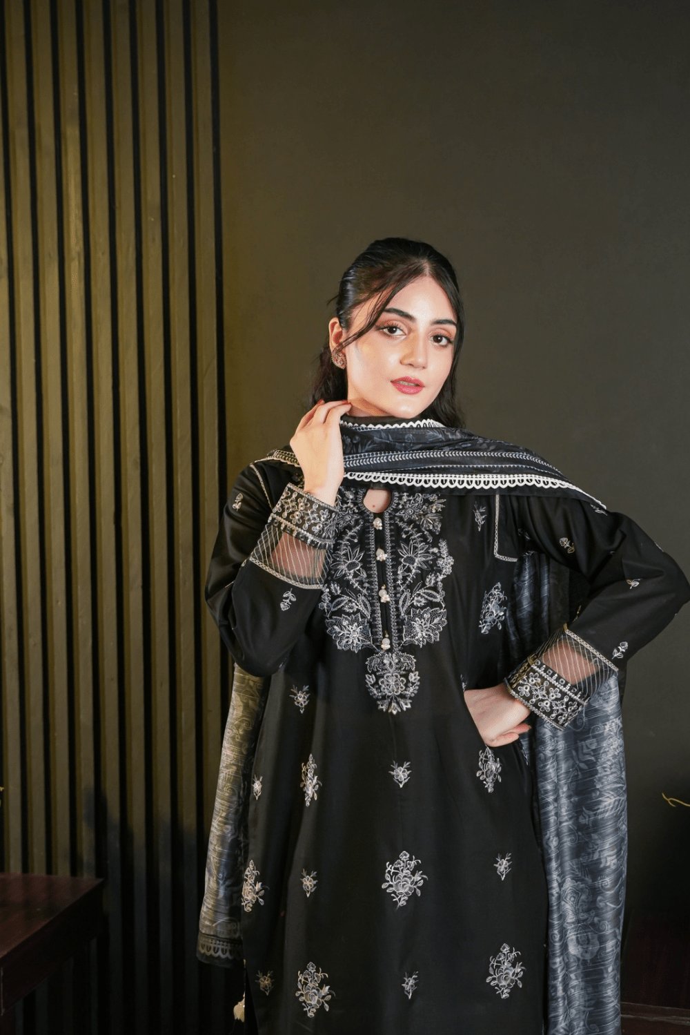 Ayesha.B Large 3pcs (Mahrosh)