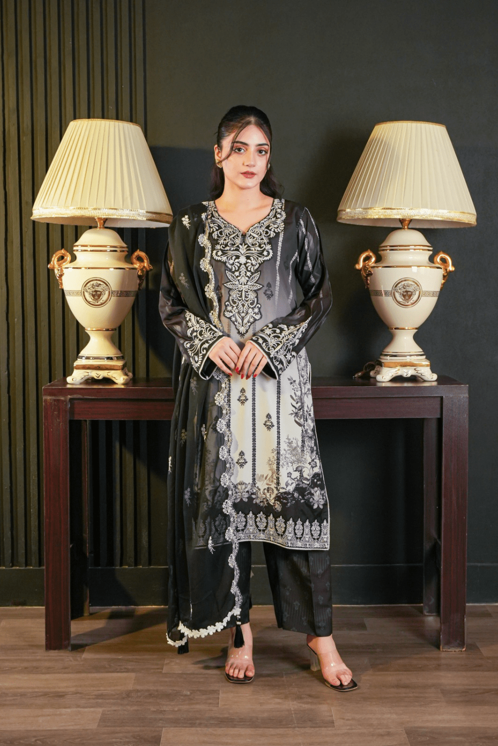 Ayesha.B Medium 3pcs (Nira)