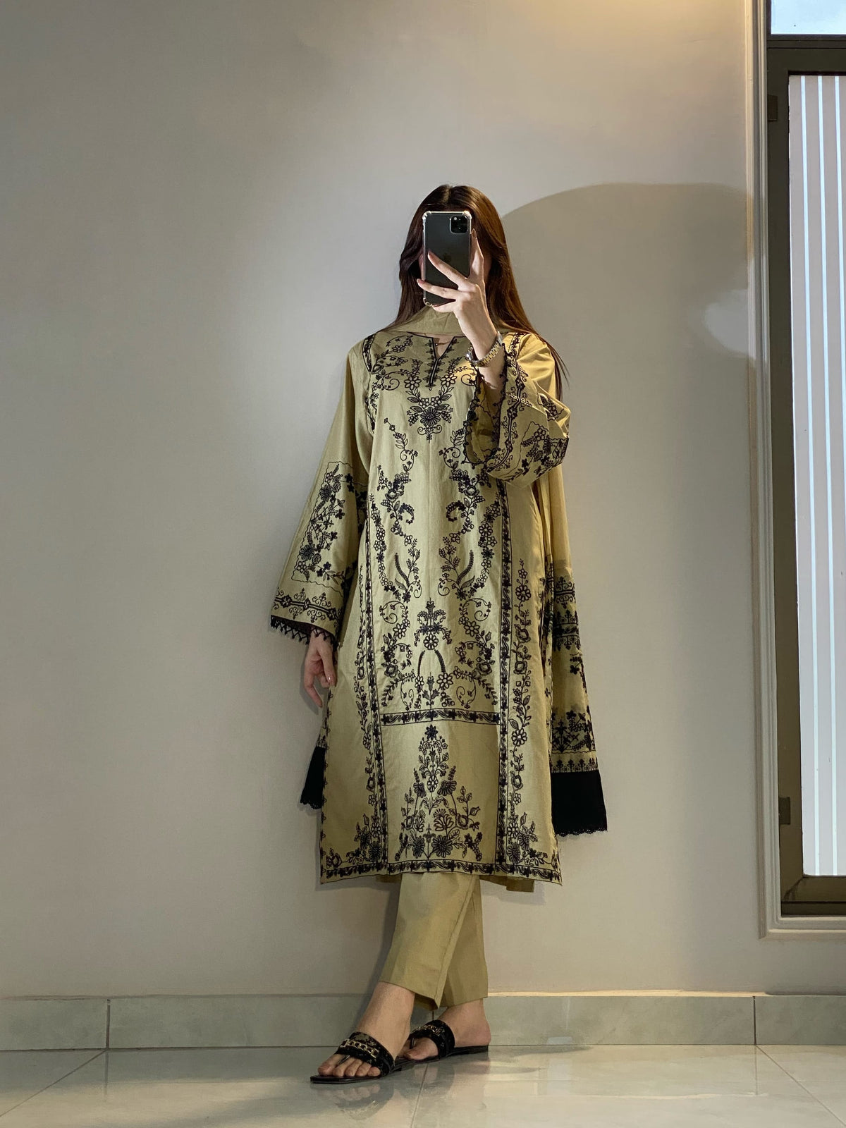 Ayesha.B Small / Beige 3pcs (hooriya)
