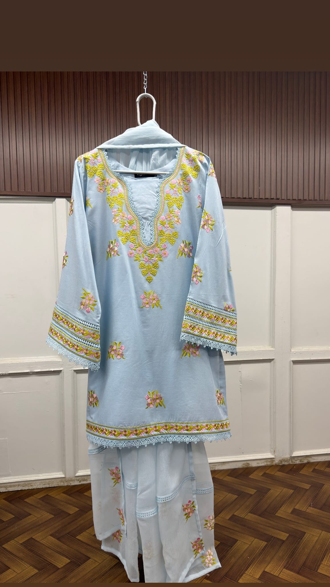 Ayesha.B Small / Pastel blue 3pcs pink (Anum)