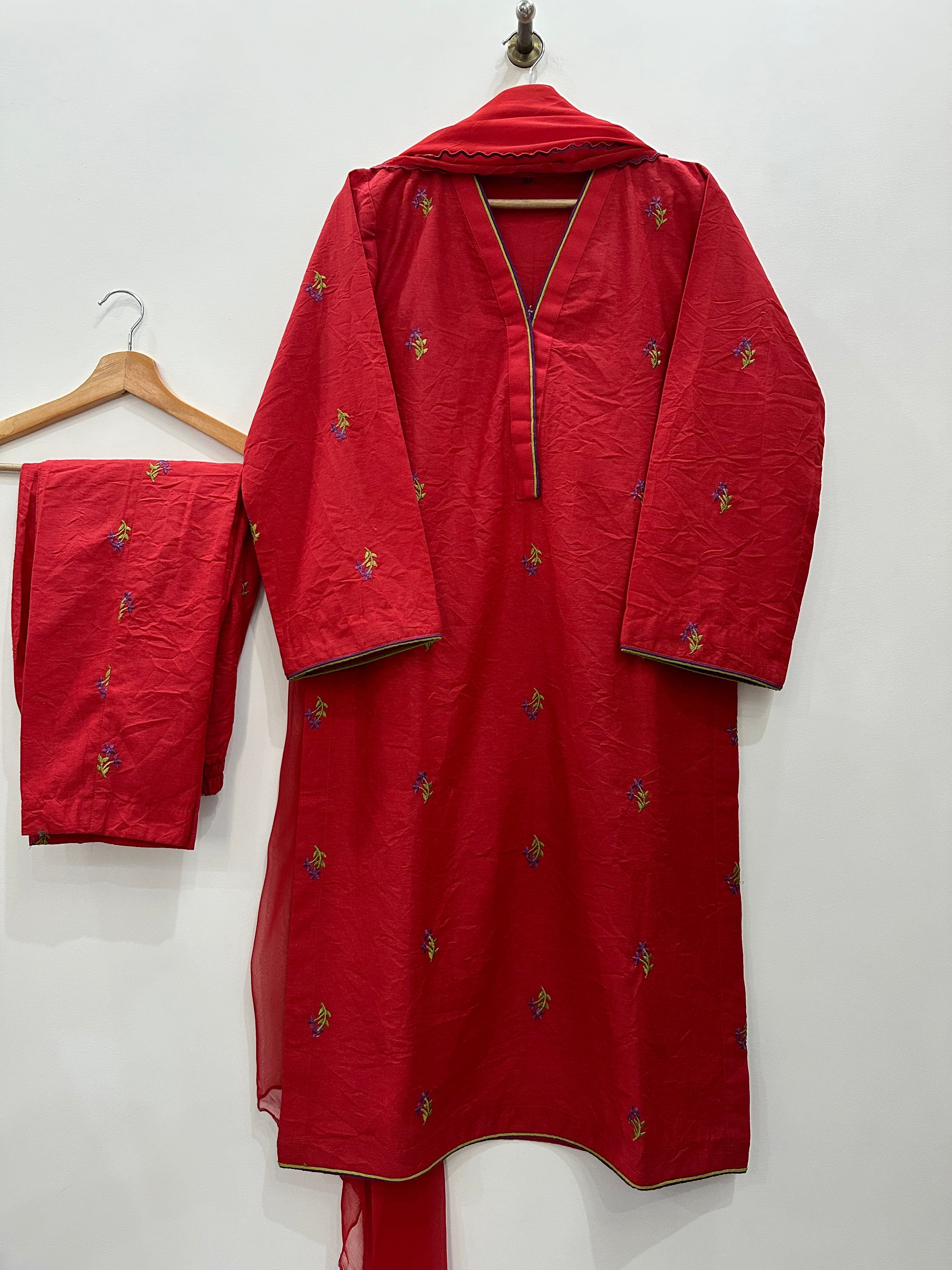 Ayesha.B Small / Red 3pcs (Esha)