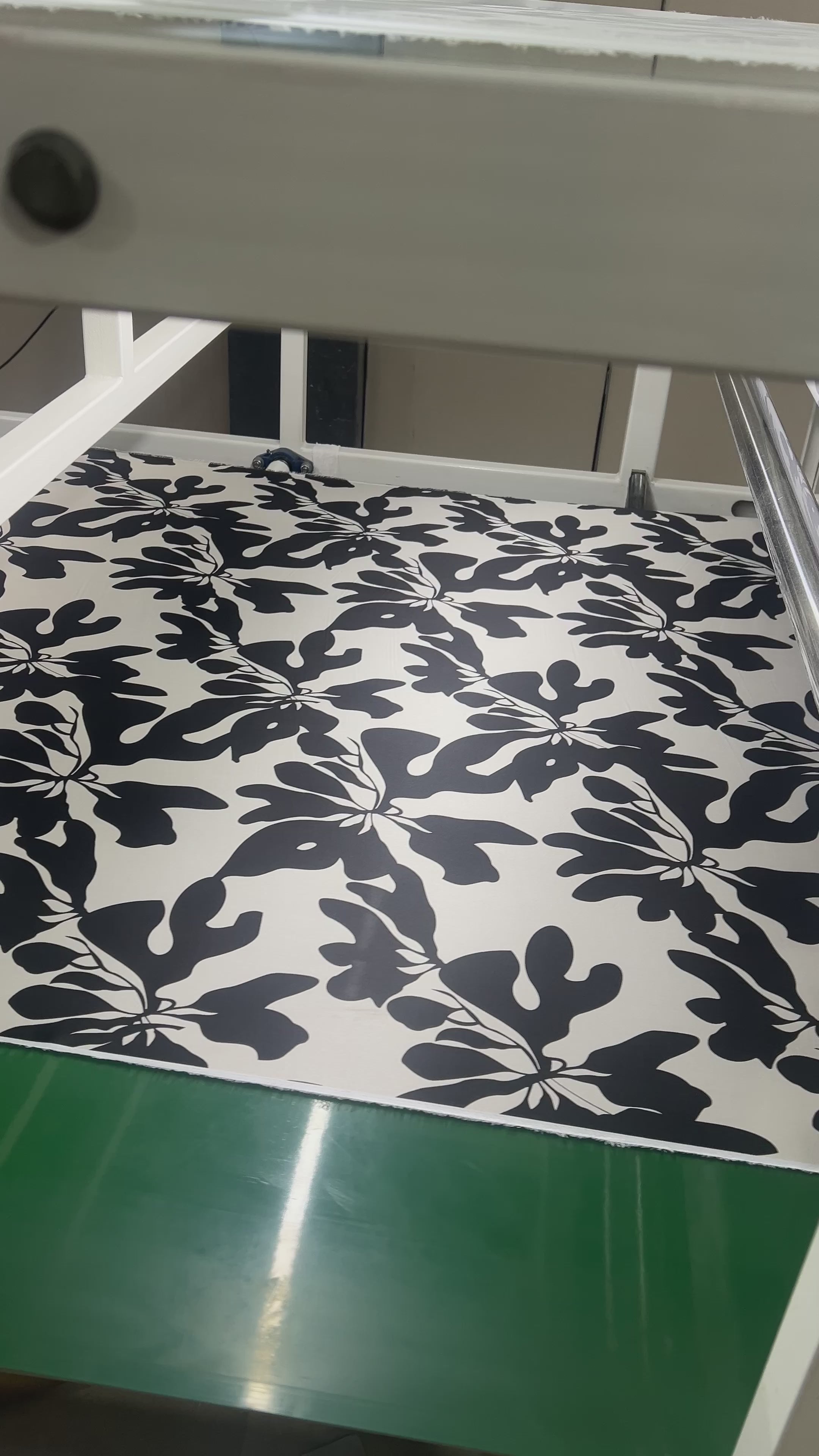 2pcs lawn (Sara)