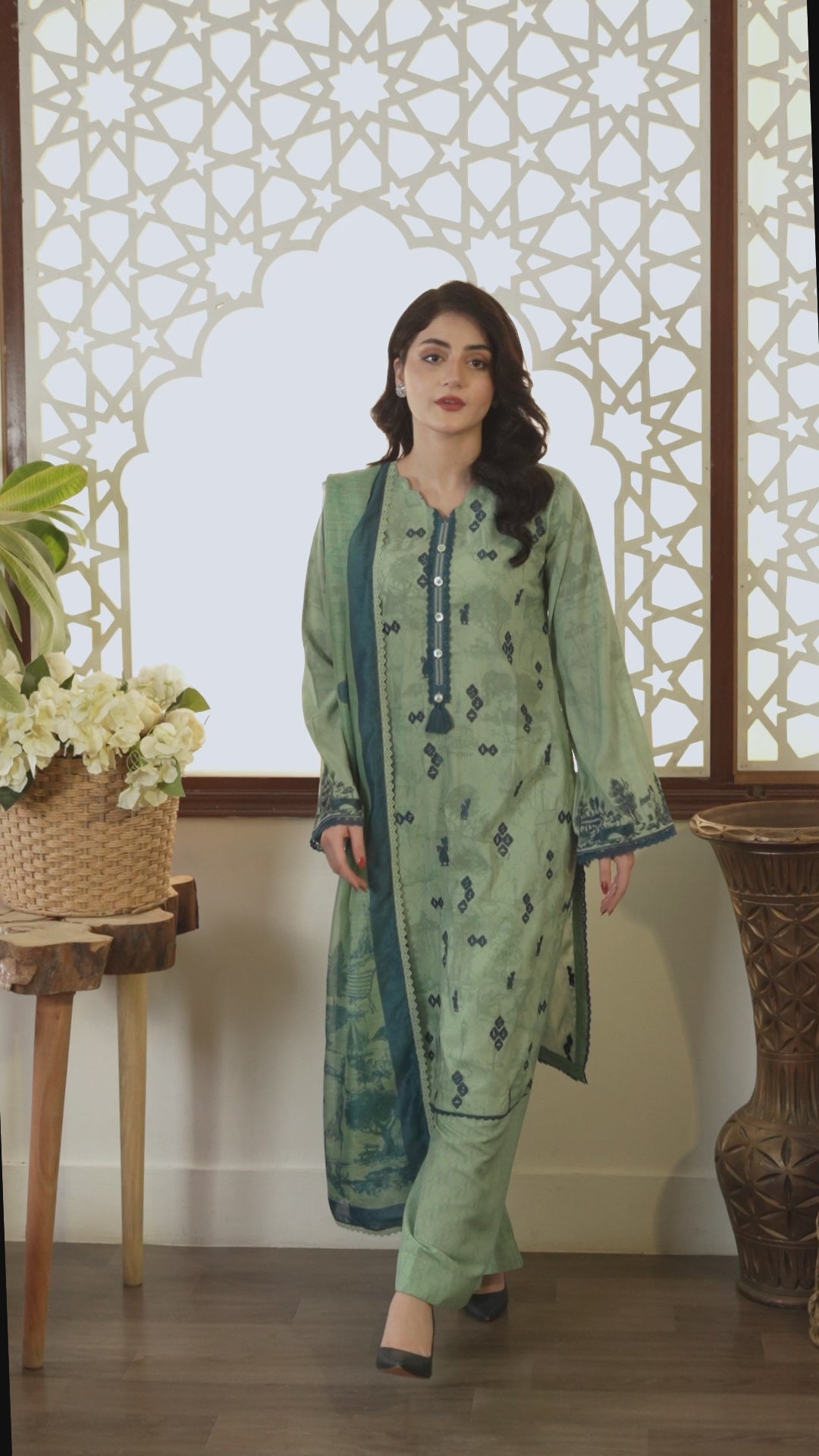 3pcs lawn (mehnaaz)